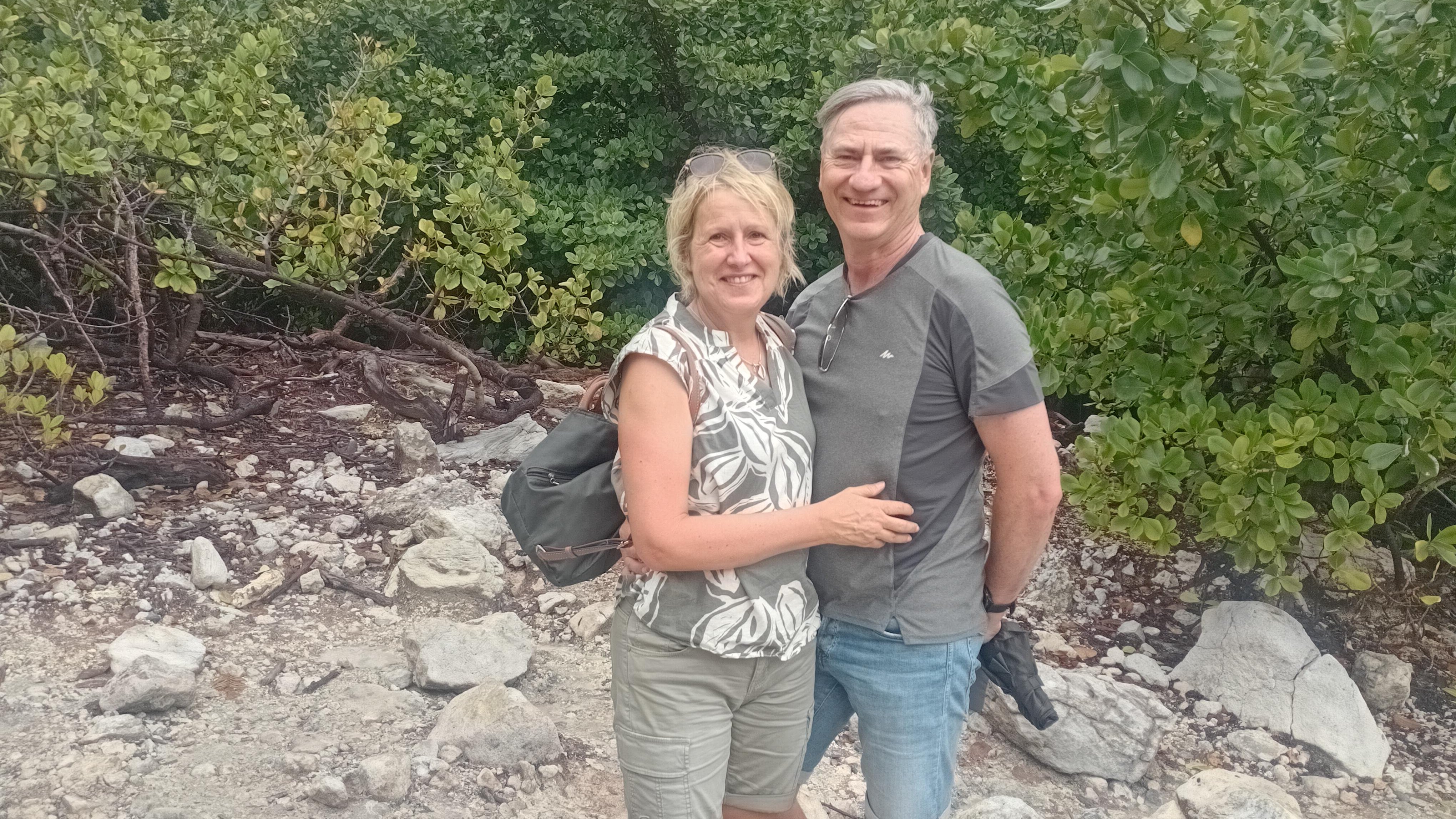 Roseau Valley Adventure: Gorge, Spa & Champagne Reef