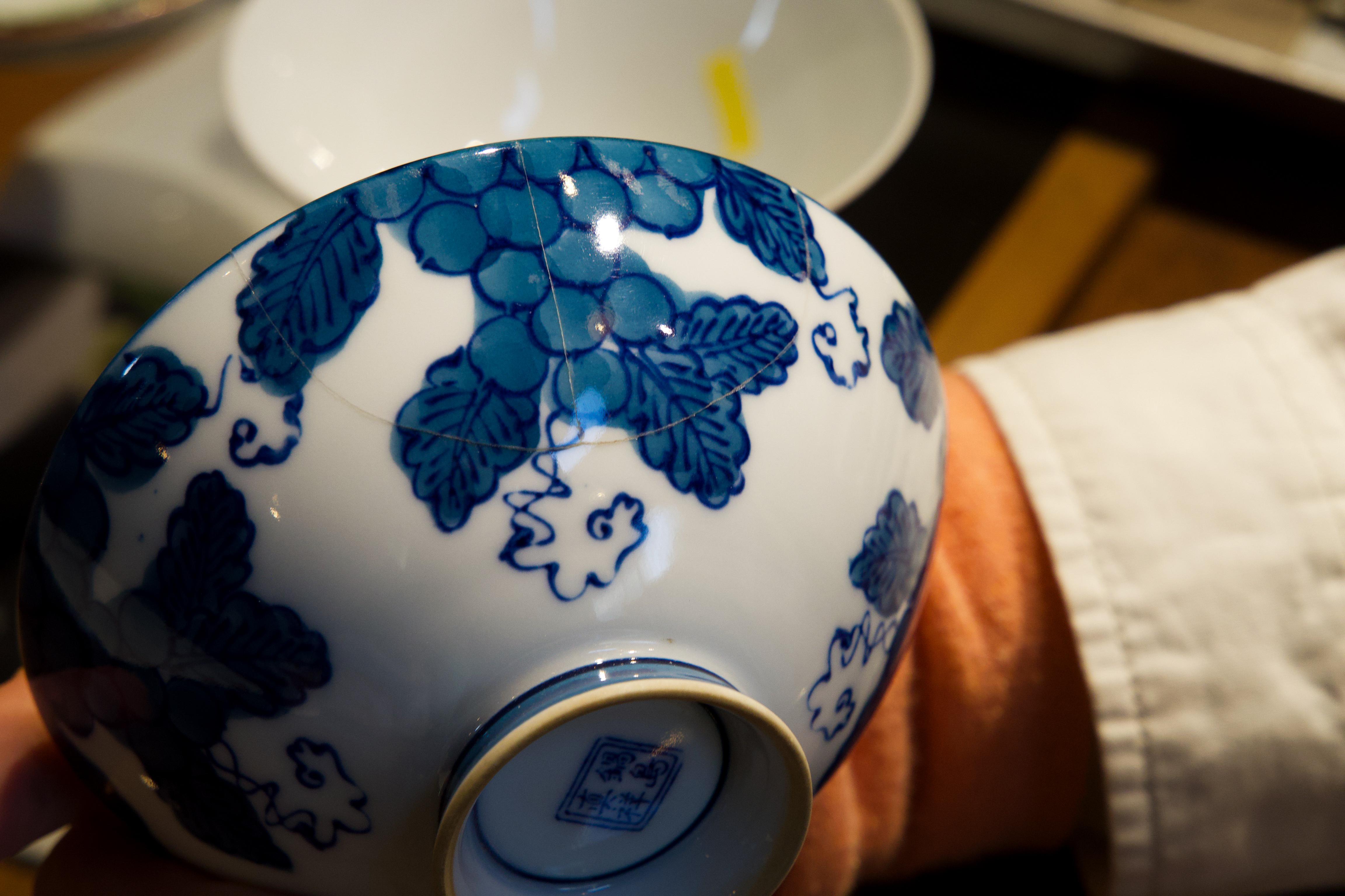 Osaka Traditional Kintsugi Class: The Art of Golden Repair