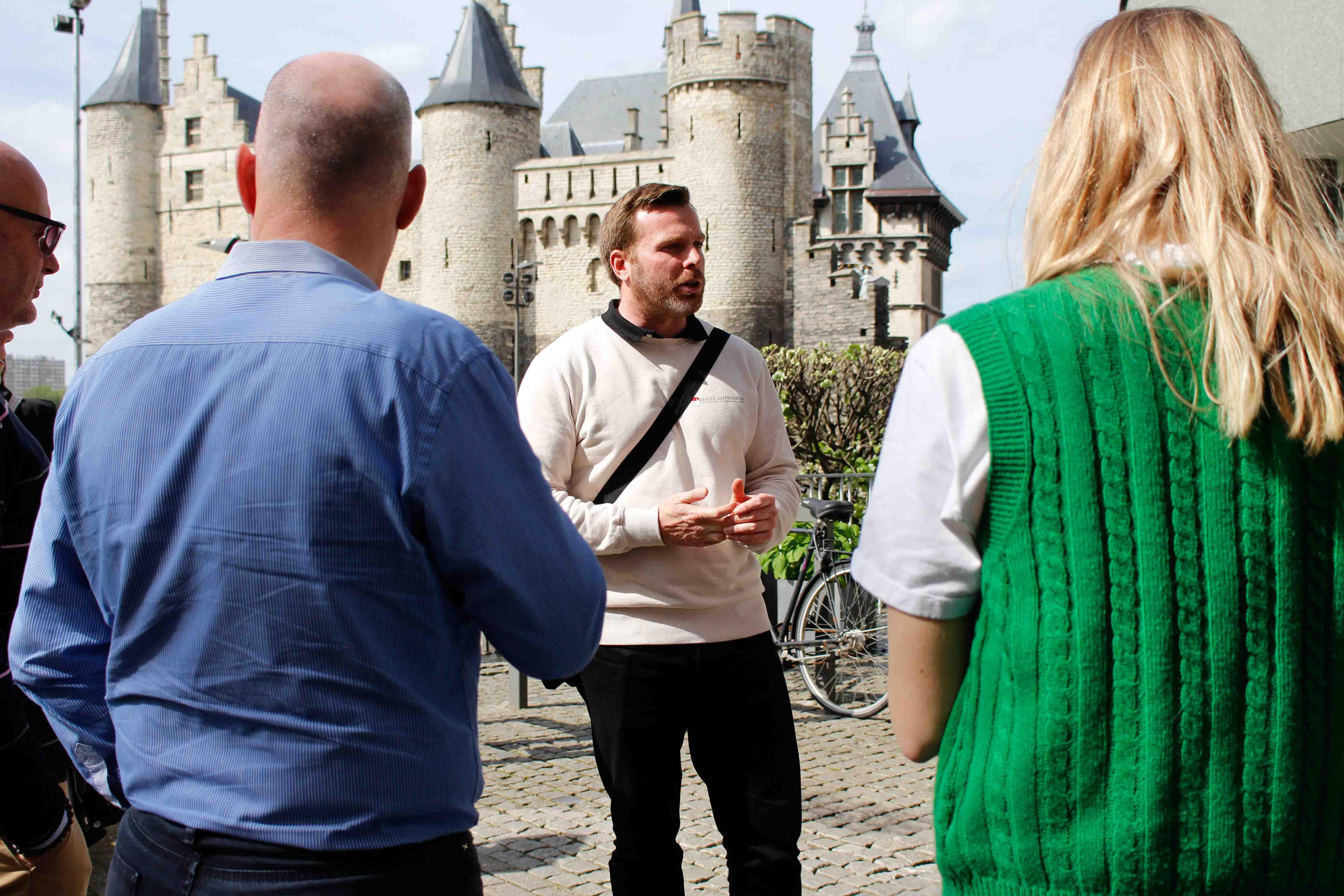 Antwerp Walking Tour with Local Guide
