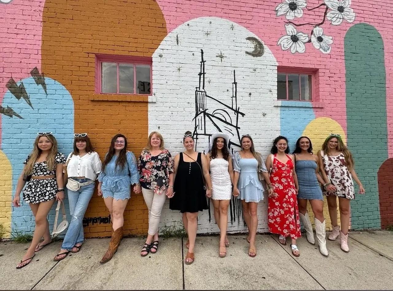 Nashville Street Art & Mimosas BYOB Party Bus