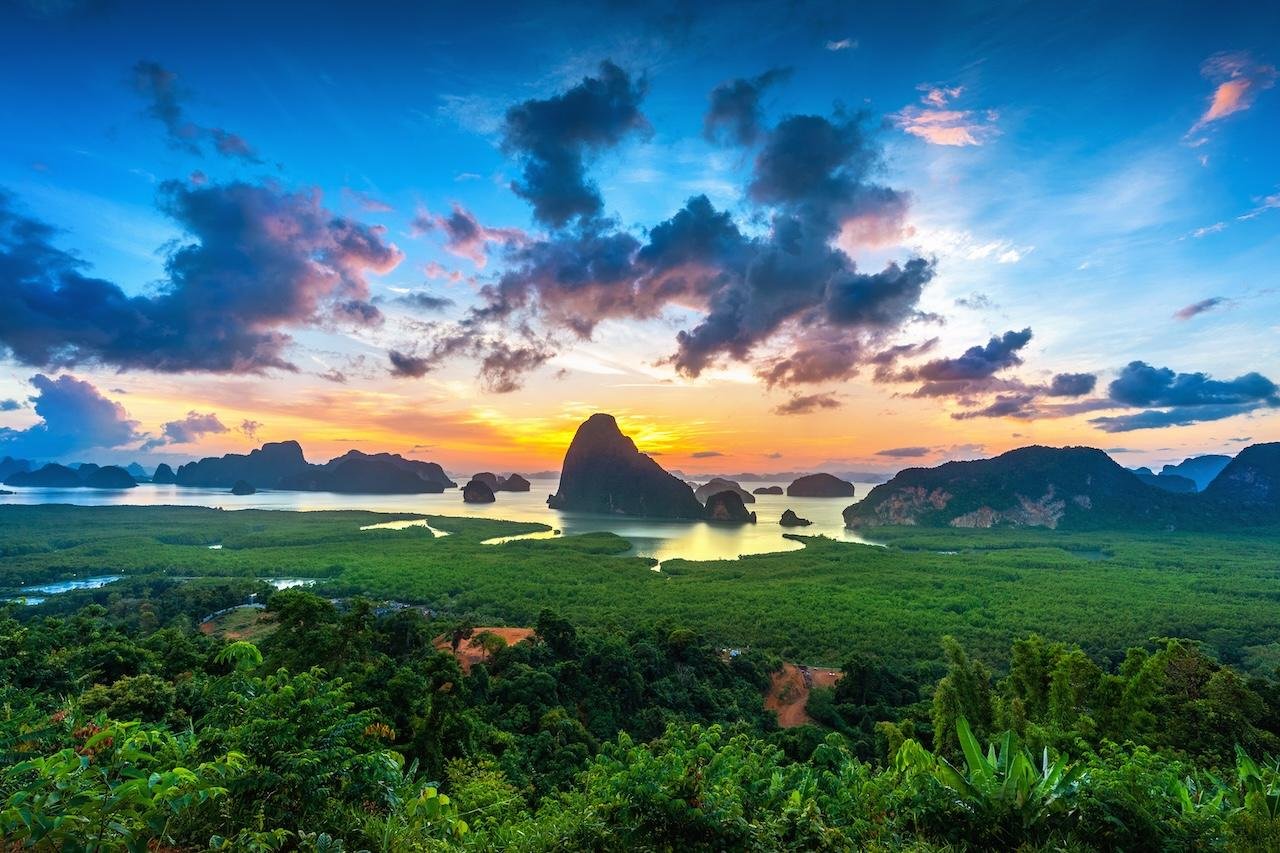 Phuket: Twilight Sea Canoe & Bioluminescent Plankton Tour