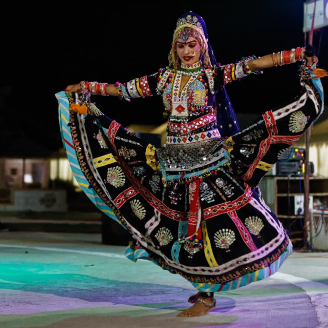 Jodhpur Desert Expedition: Osian Dunes, Camel Ride & Cultural Night