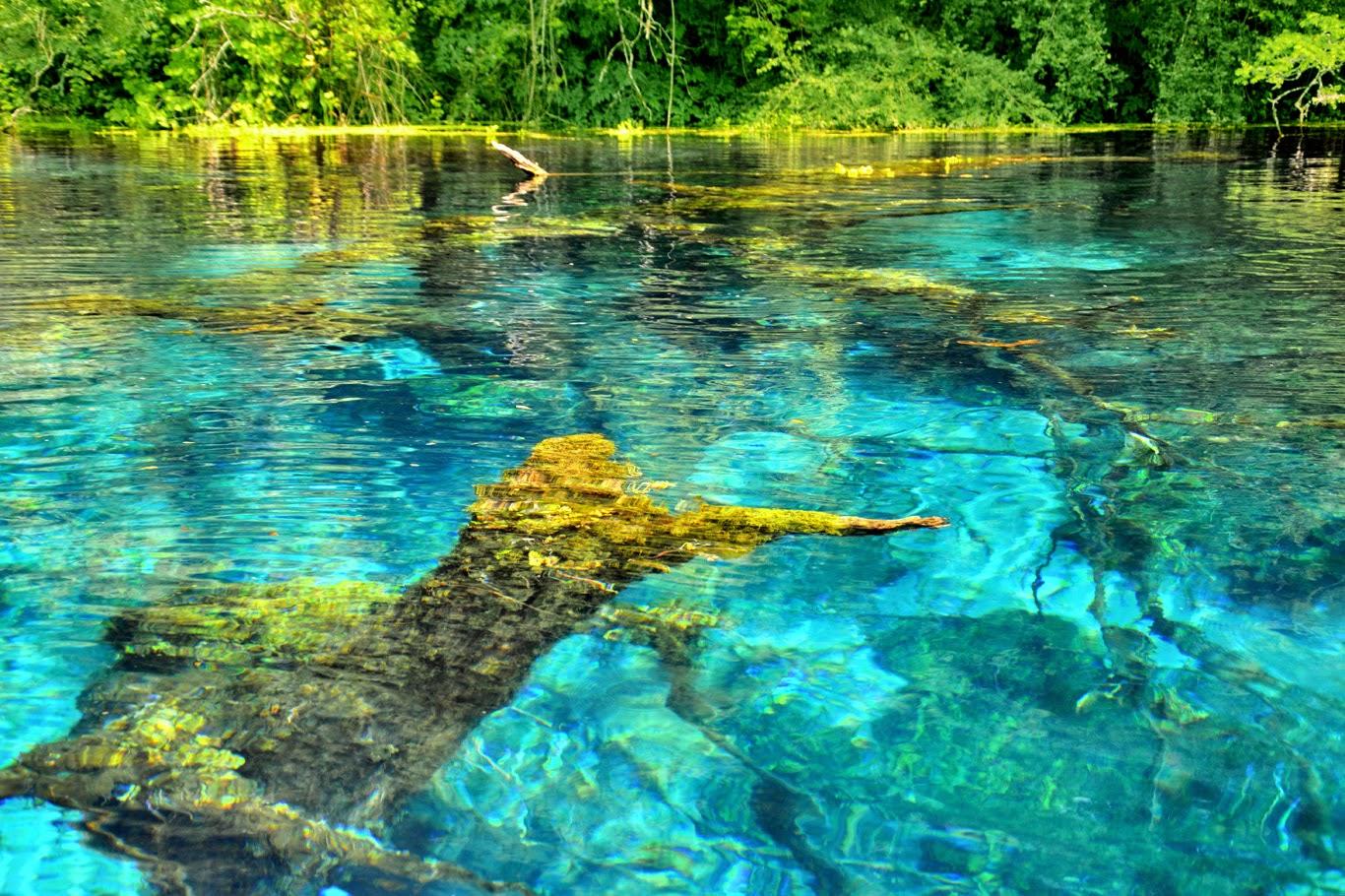 Private Day Trip: Ksamil, Blue Eye & Peshtura Waterfall from Tirana