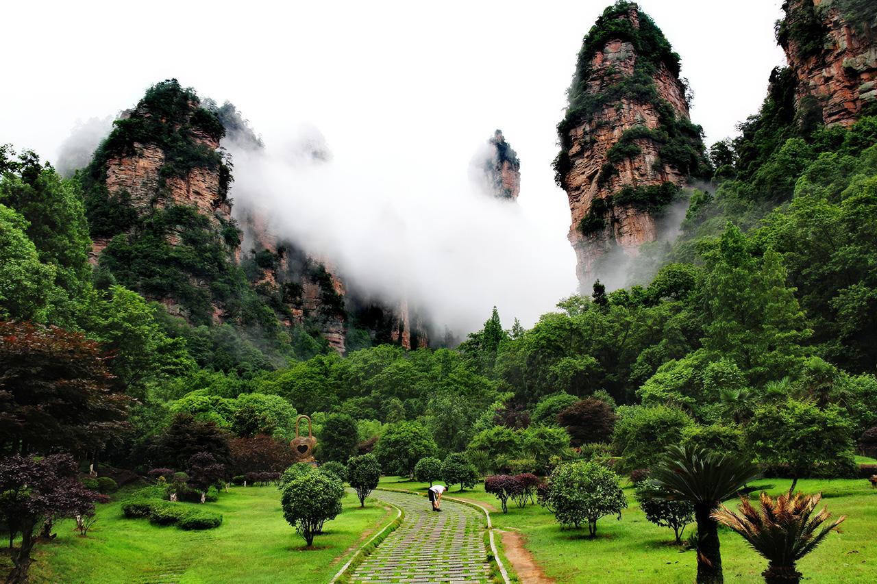 Zhangjiajie Avatar Mountain Multi-Day Park Pass with Cable Cars & Bailong Elevator
