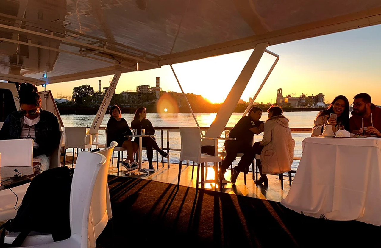 Rio de la Plata Sunset Cruise with Open Bar