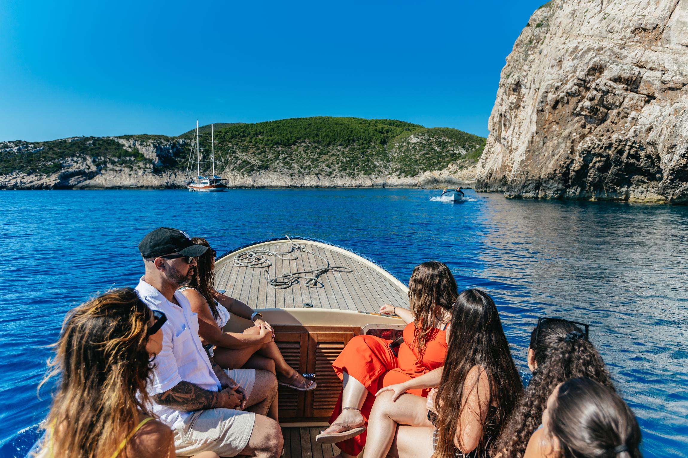 5-Island Speedboat Adventure: Blue Cave & Hvar from Split/Trogir