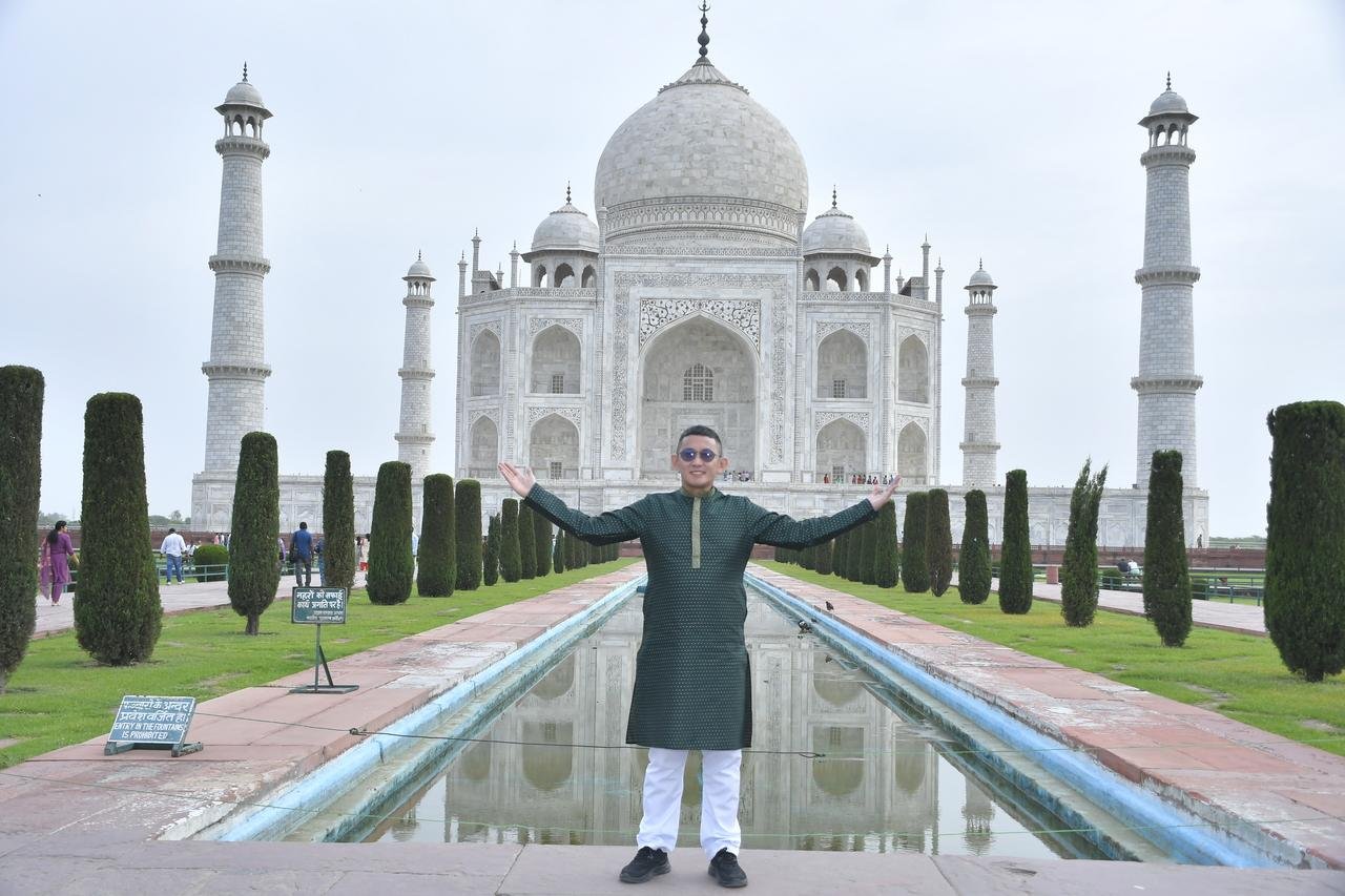 Delhi to Taj Mahal Sunrise Photography Tour with Licensed Guide