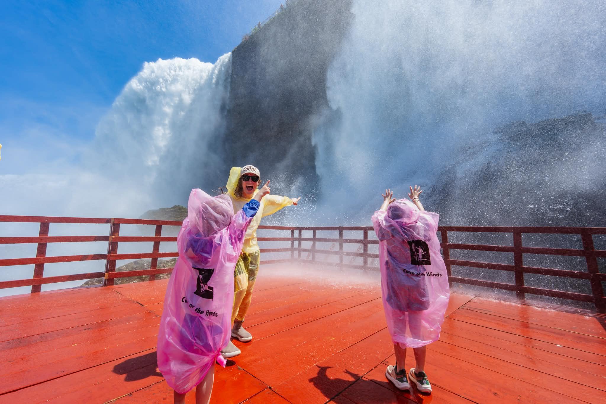 Niagara Falls: Small Group Tour of American & Canadian Sides - 2026 (Verified Reviews)