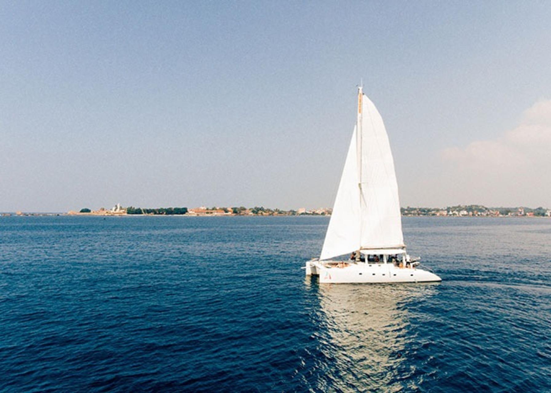 Luxury Yacht Whale Watching Expedition in Mirissa