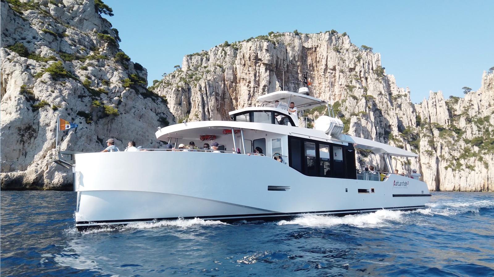 Calanques National Park Discovery Cruise from Bandol