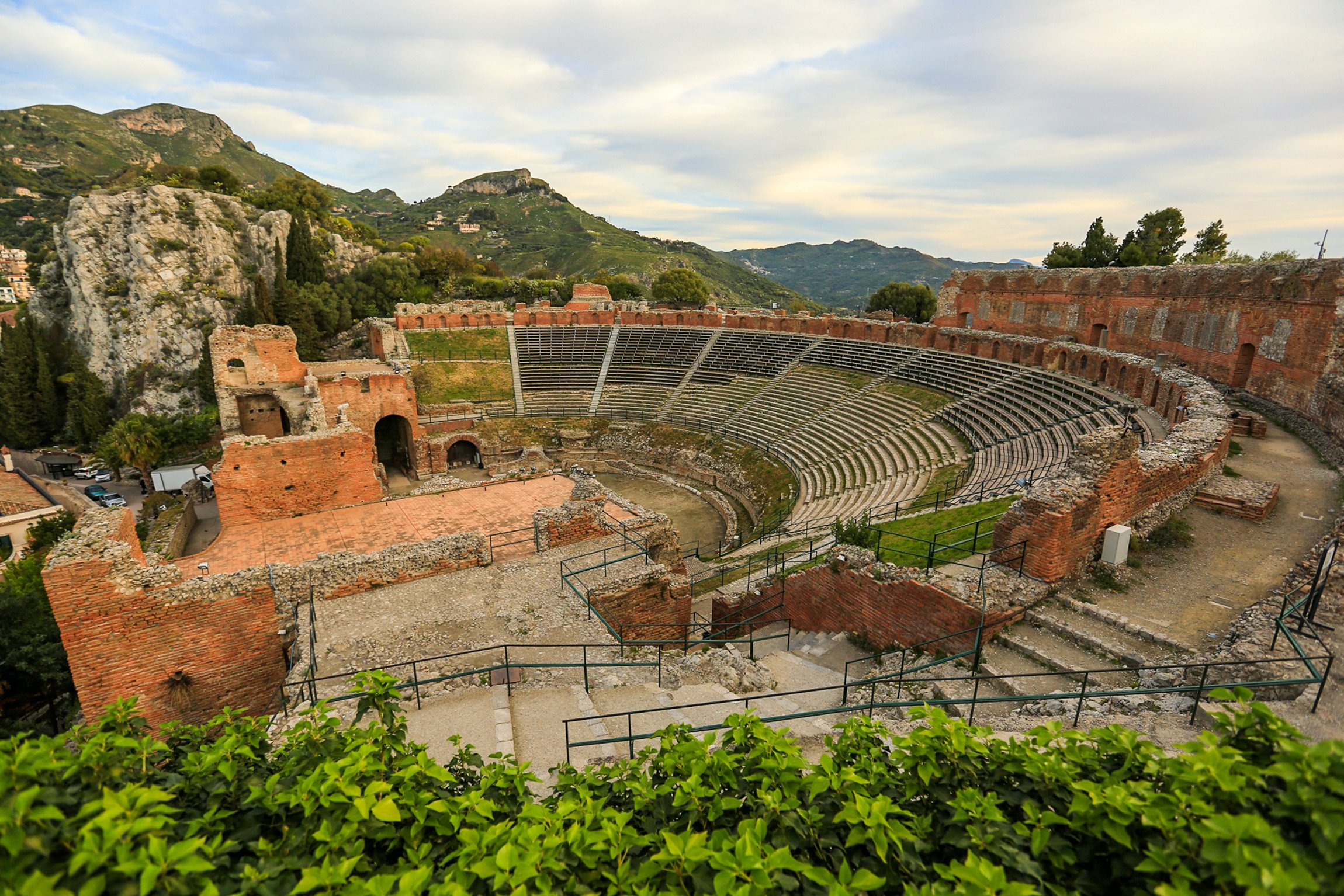 Taormina Ancient Theater: Skip-the-Line & Audio Guide