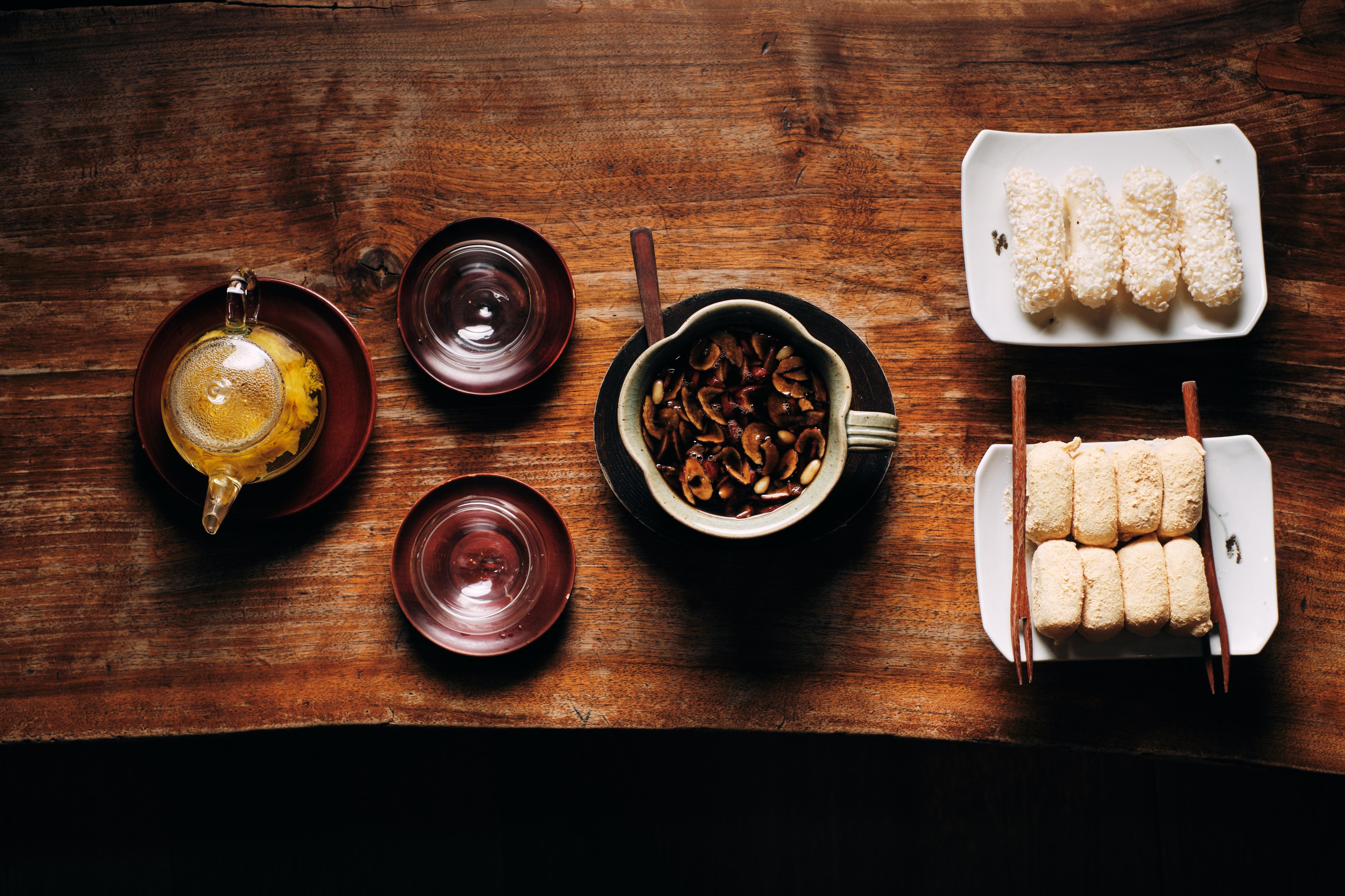 Seoul Food & Market Tour with 8+ Tastings