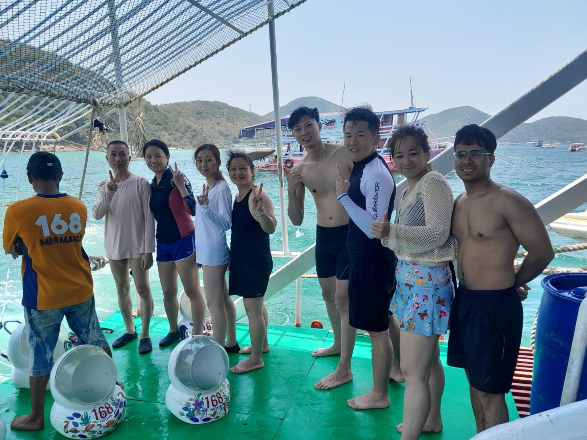 Pattaya Sea Walking & Koh Larn Speedboat Adventure