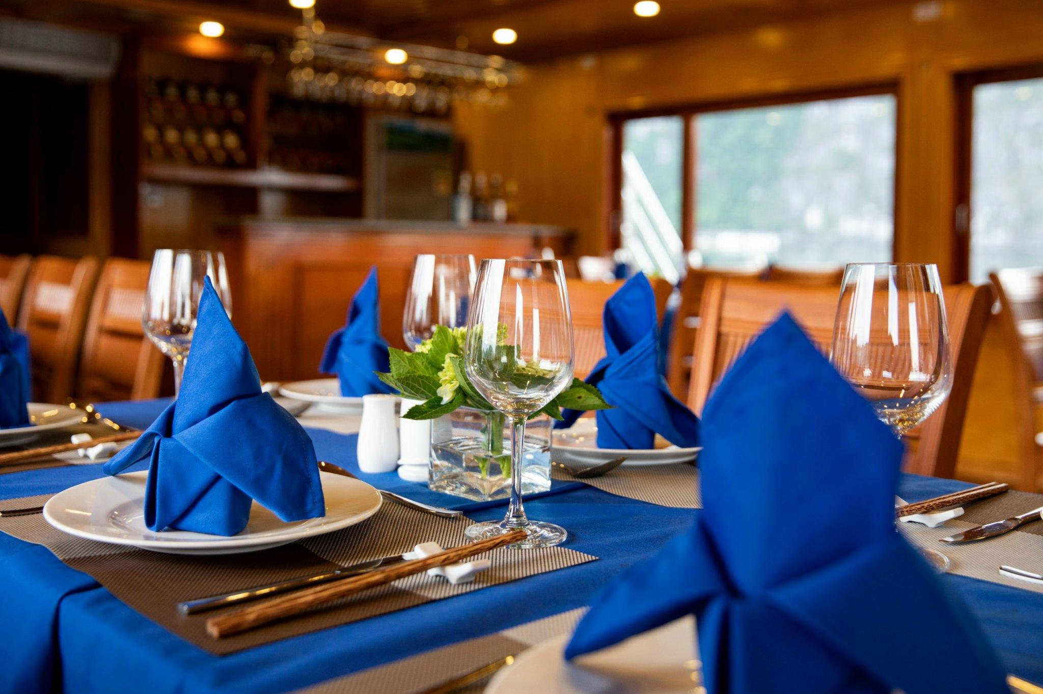 Lan Ha Bay & Halong Overnight Cruise – Private Balcony Cabins