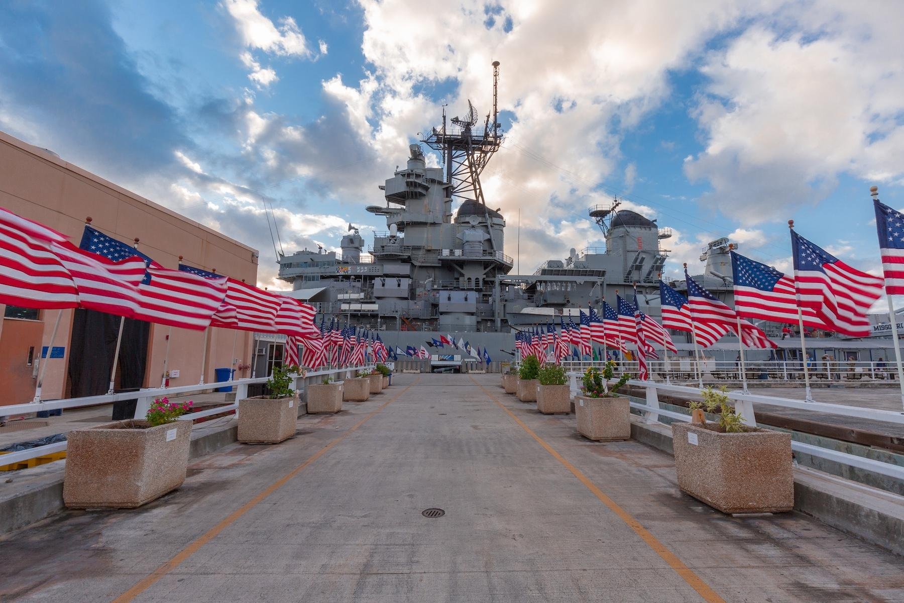 Honolulu: Battleship Missouri Memorial Access