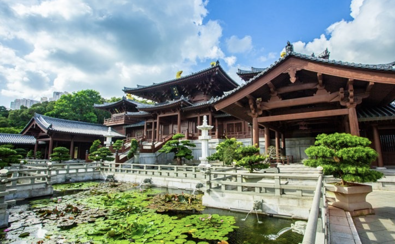 Kowloon Cultural Walking Tour: Temples & Markets