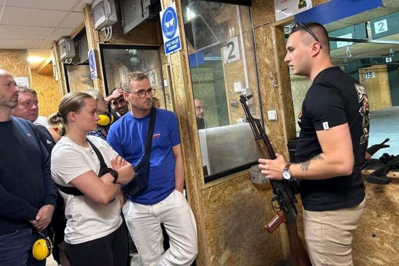 Gdansk Firearm Shooting Experience with Instructor