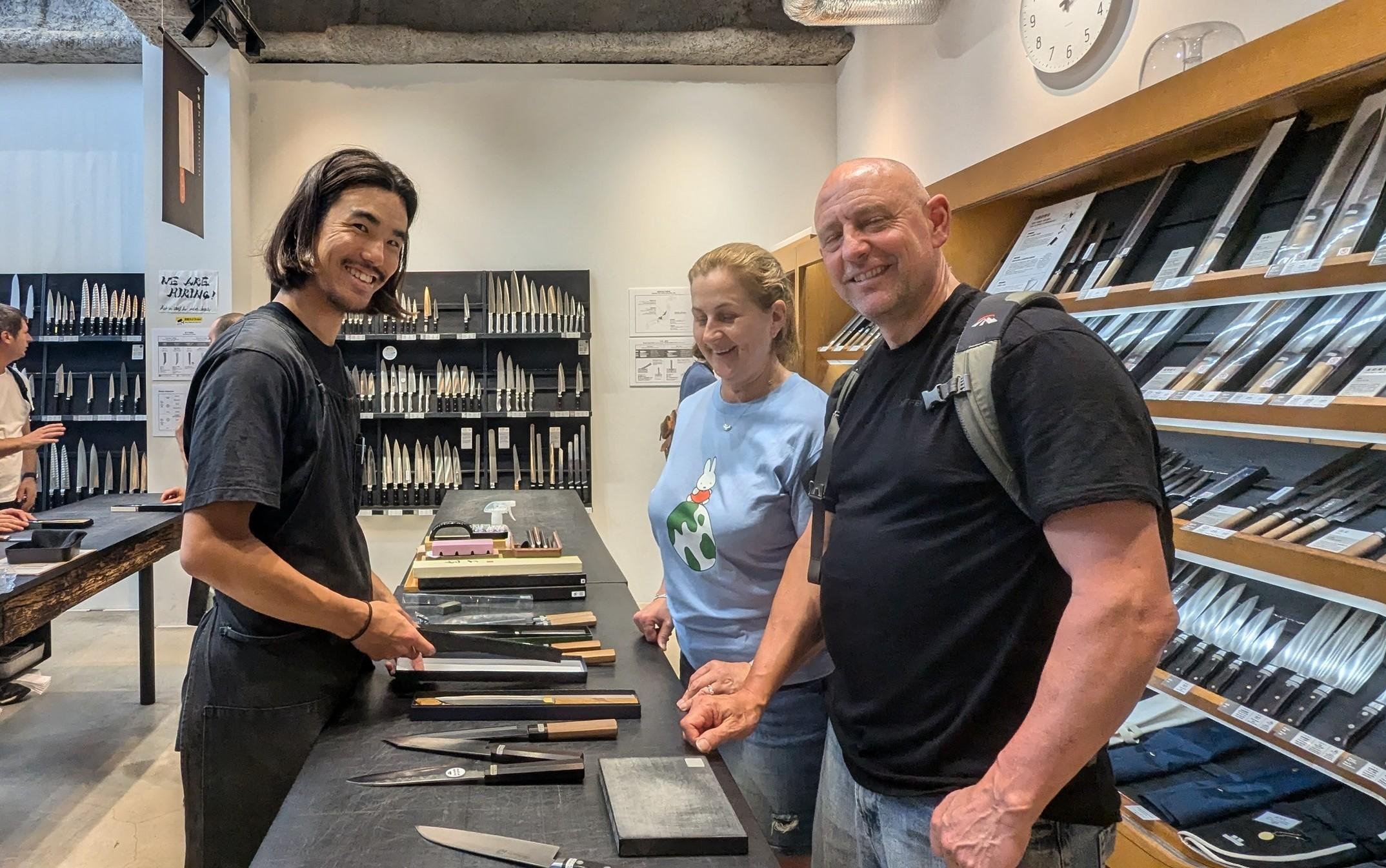 Asakusa: Kitchen knife store visits after history tour