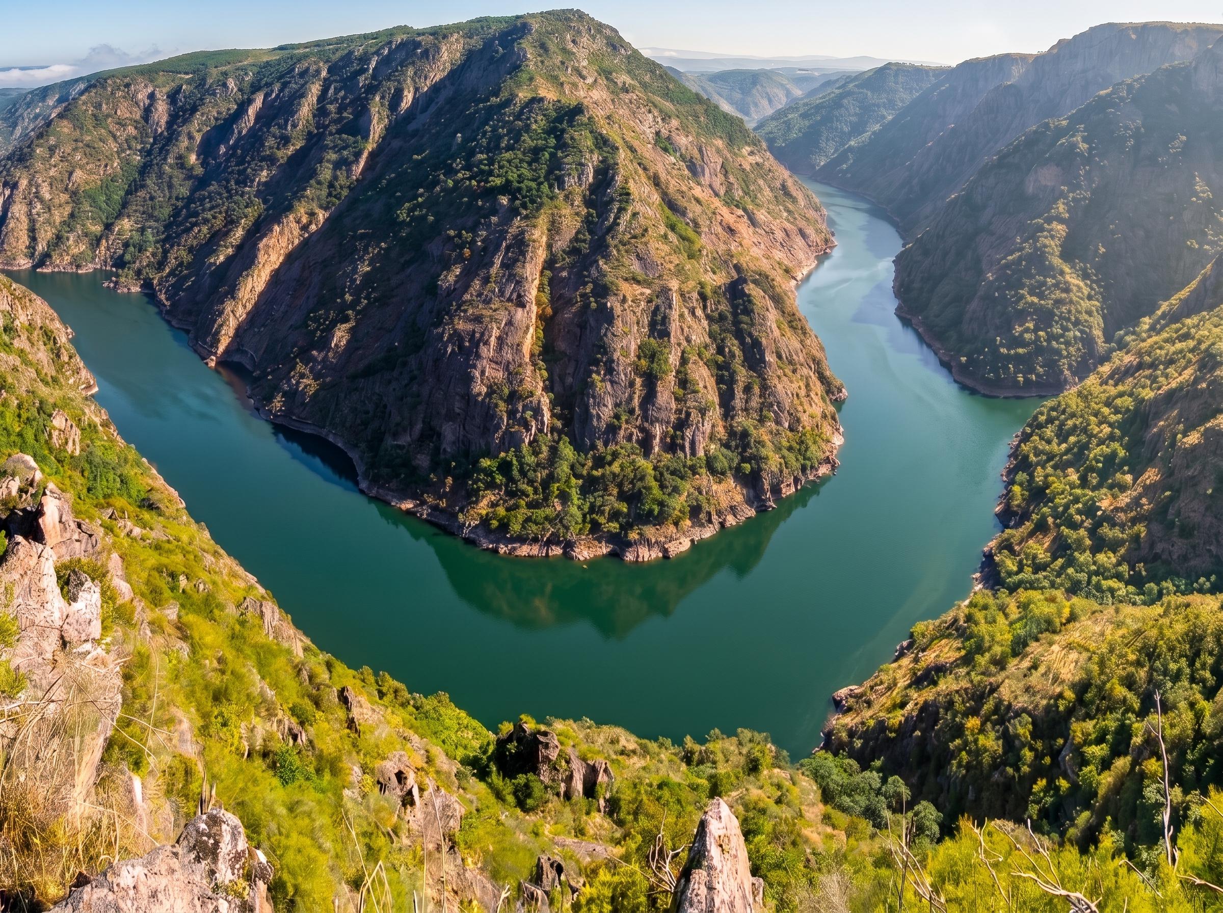 Ribeira Sacra Day Tour with River Cruise from Santiago