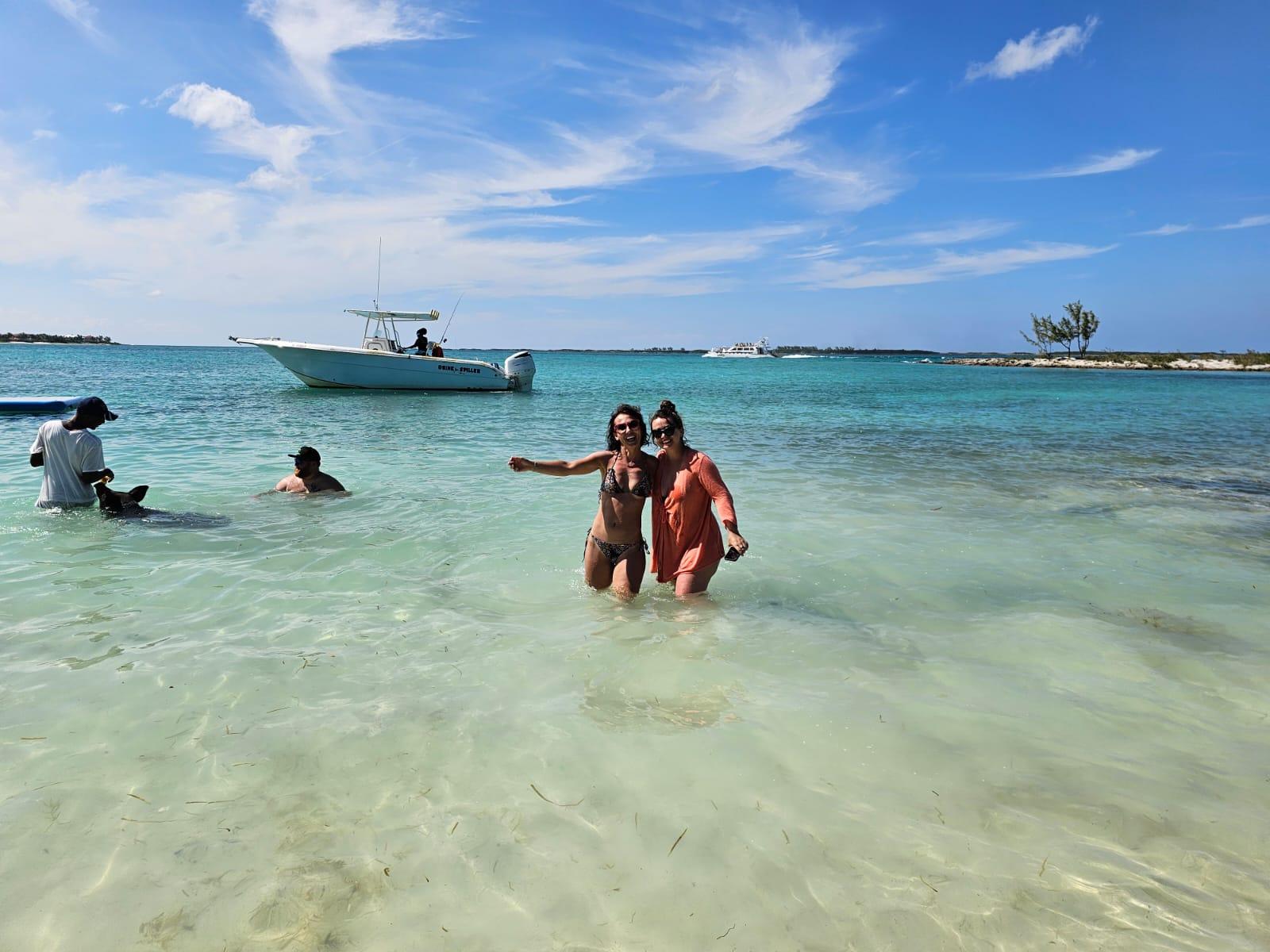 Nassau Catamaran Adventure: Swimming Pigs, Turtles & Snorkeling