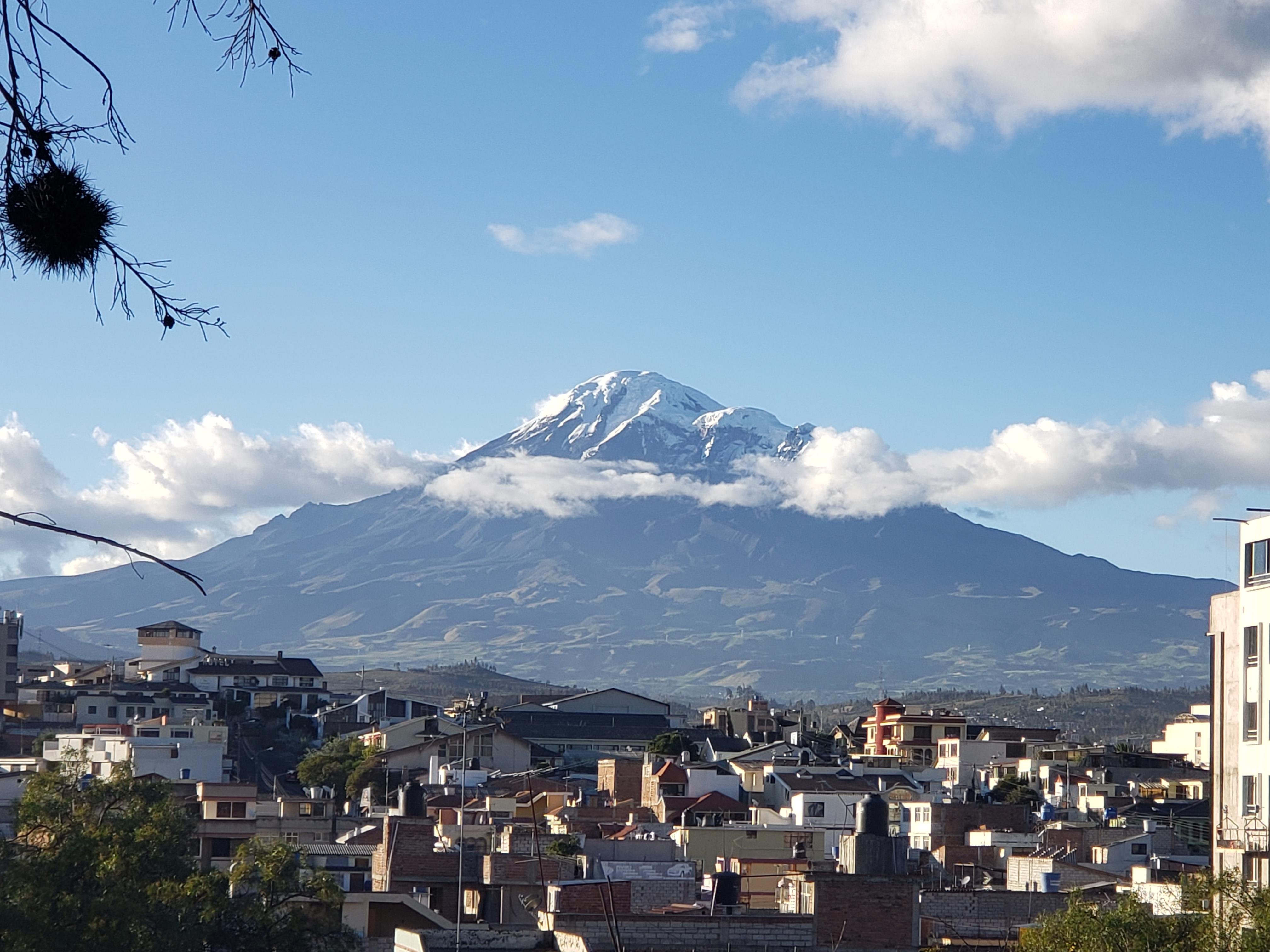 4-Day Andes Adventure: Cuenca to Quito with Cotopaxi & Quilotoa
