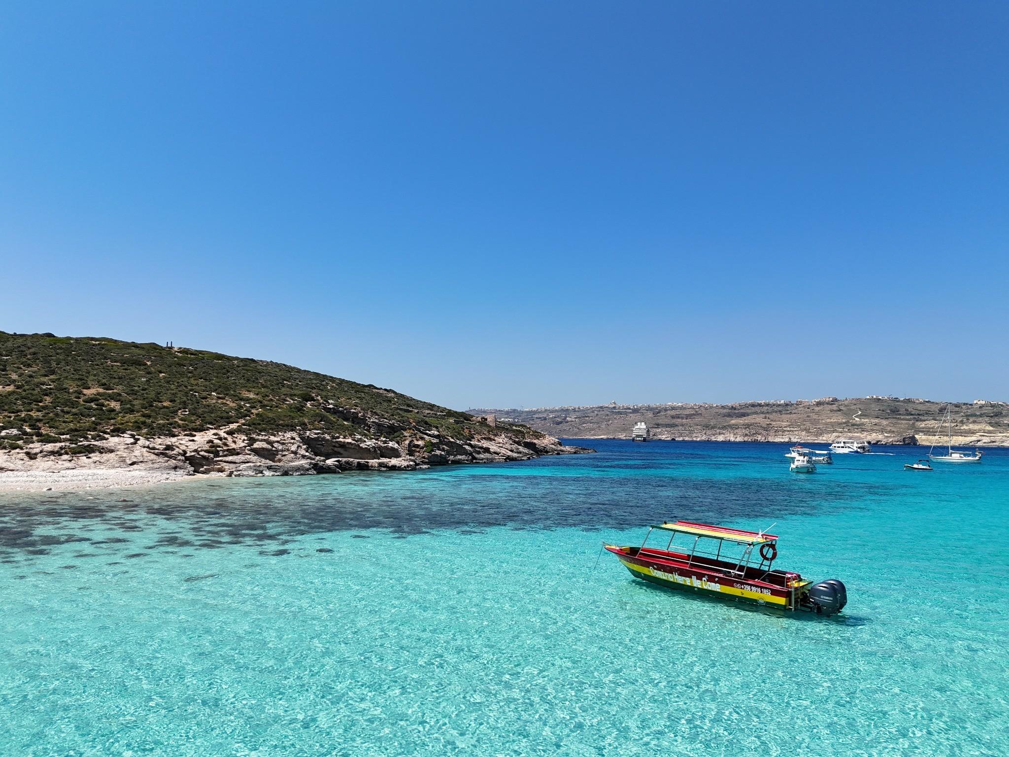 Private Comino Speedboat Charter