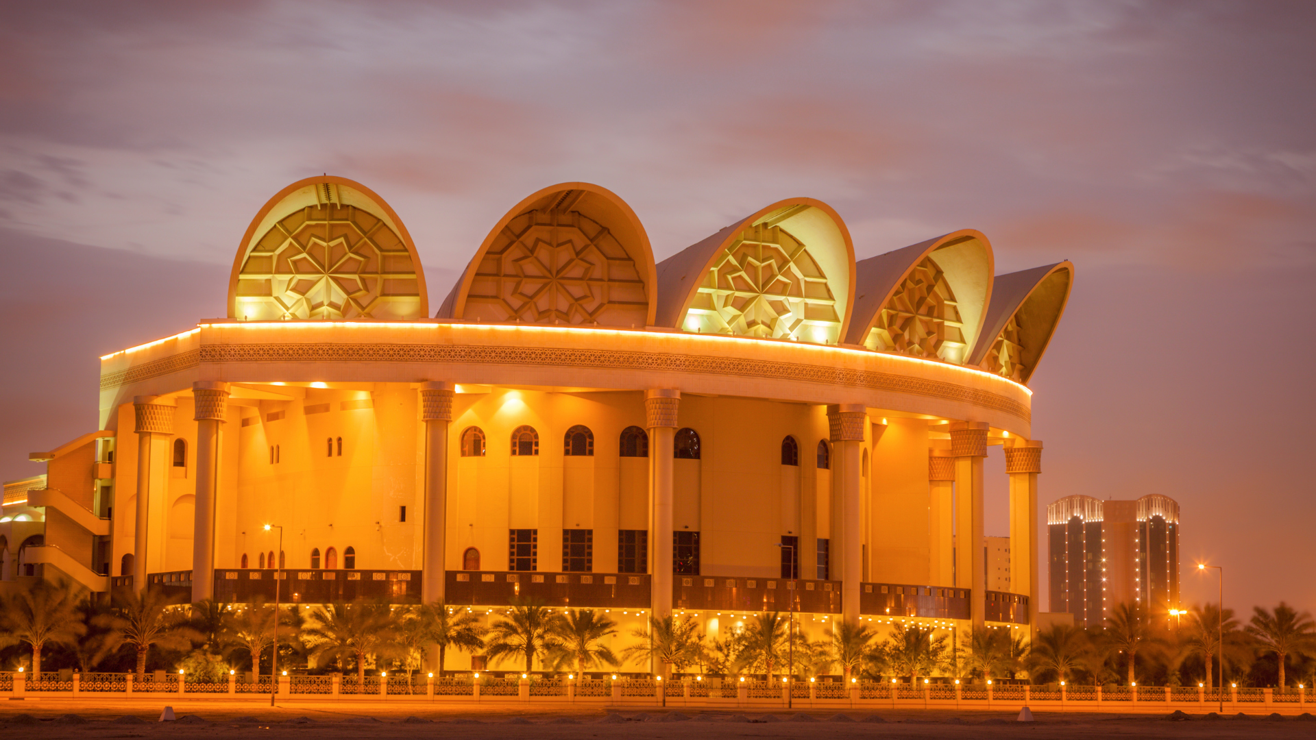 Bahrain Heritage & Modern City Experience