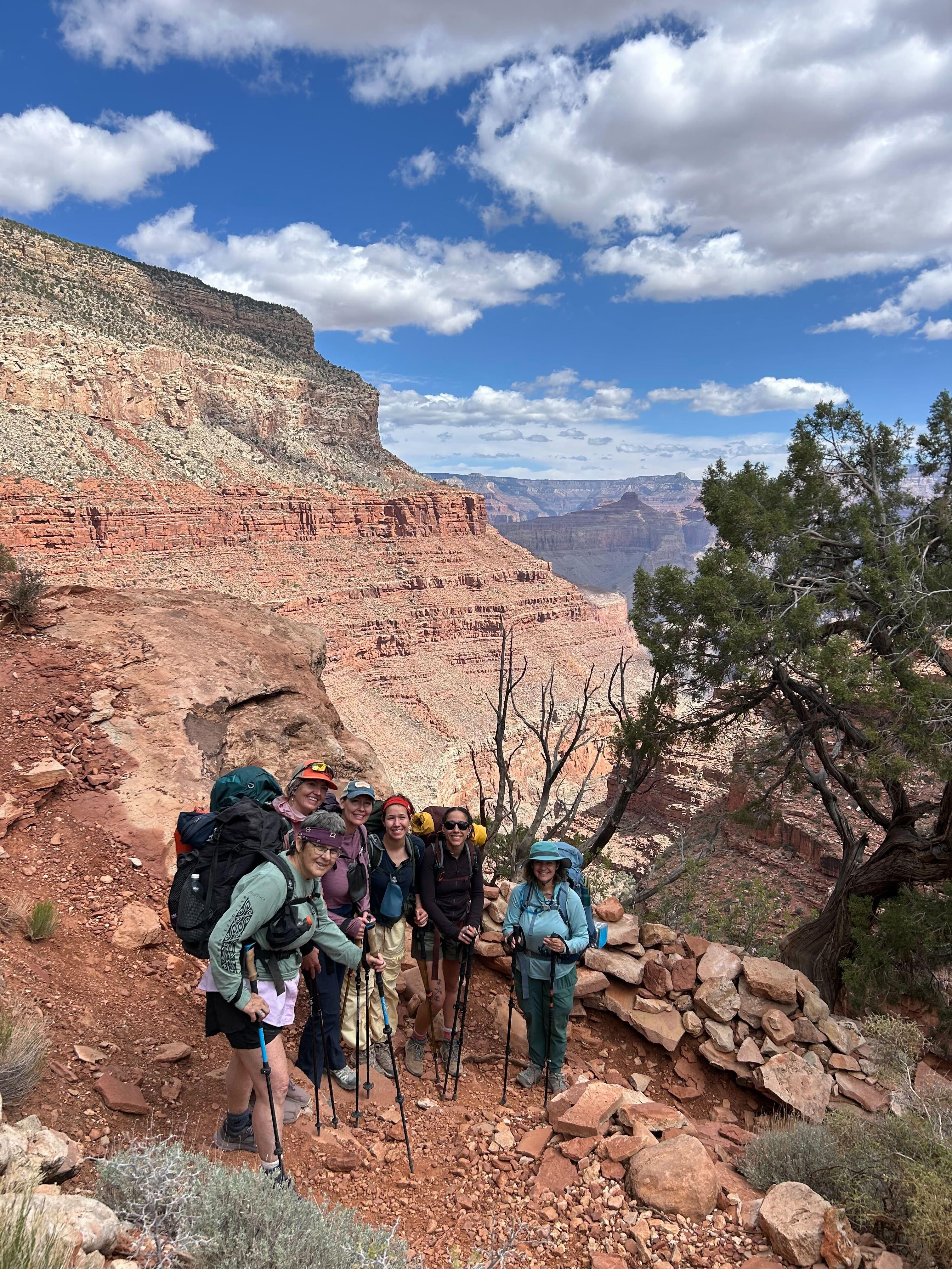 Grand Canyon Hermit Trail Guided Hike with Picnic Lunch