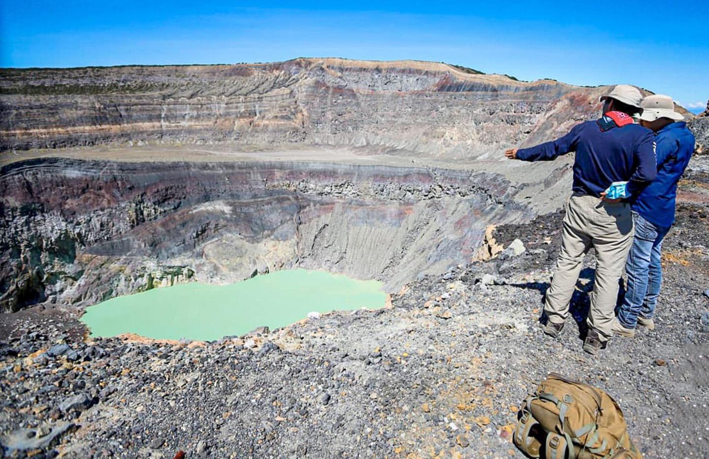 El Salvador Triple Nature Tour: Santa Ana Volcano, Cerro Verde & Lake Coatepeque
