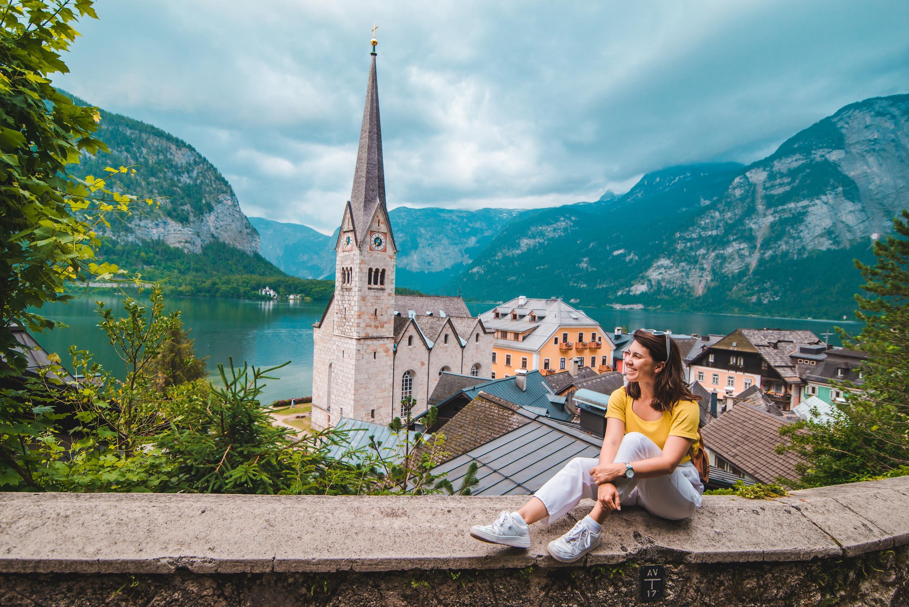 Private Eagle's Nest & Hallstatt Day Tour from Munich