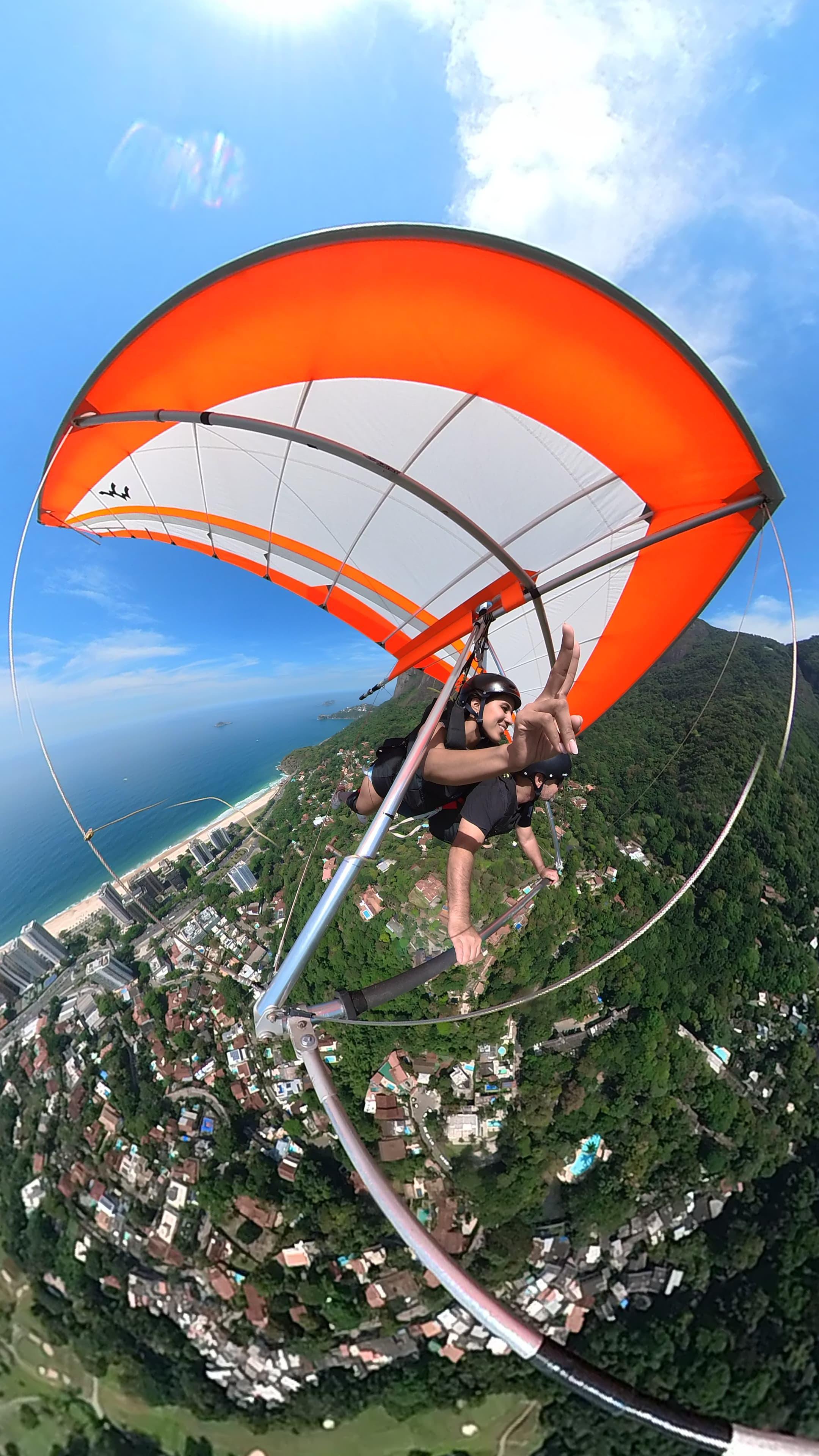 Rio de Janeiro Tandem Hang Gliding or Paragliding Experience