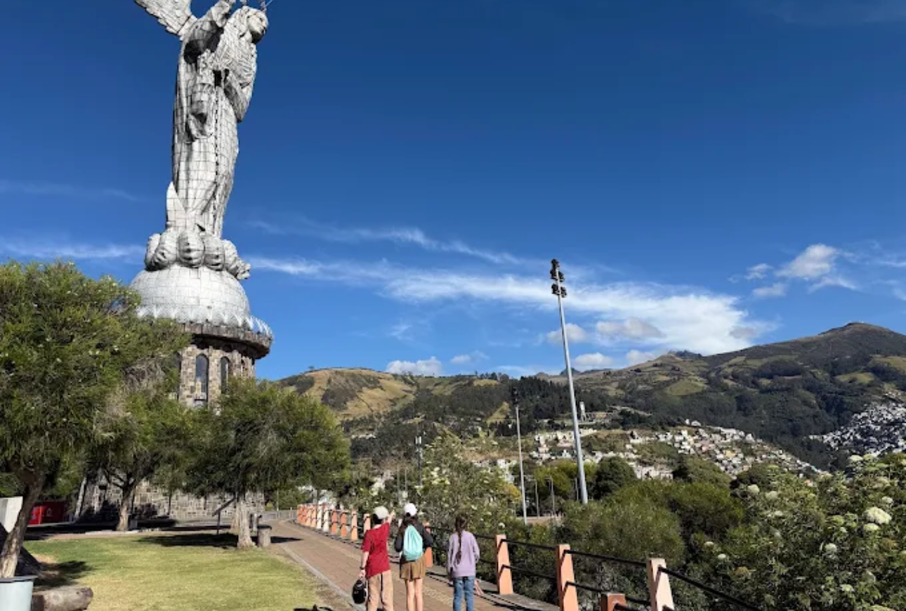 Quito Private Full-Day Tour: Colonial Landmarks & Market Life