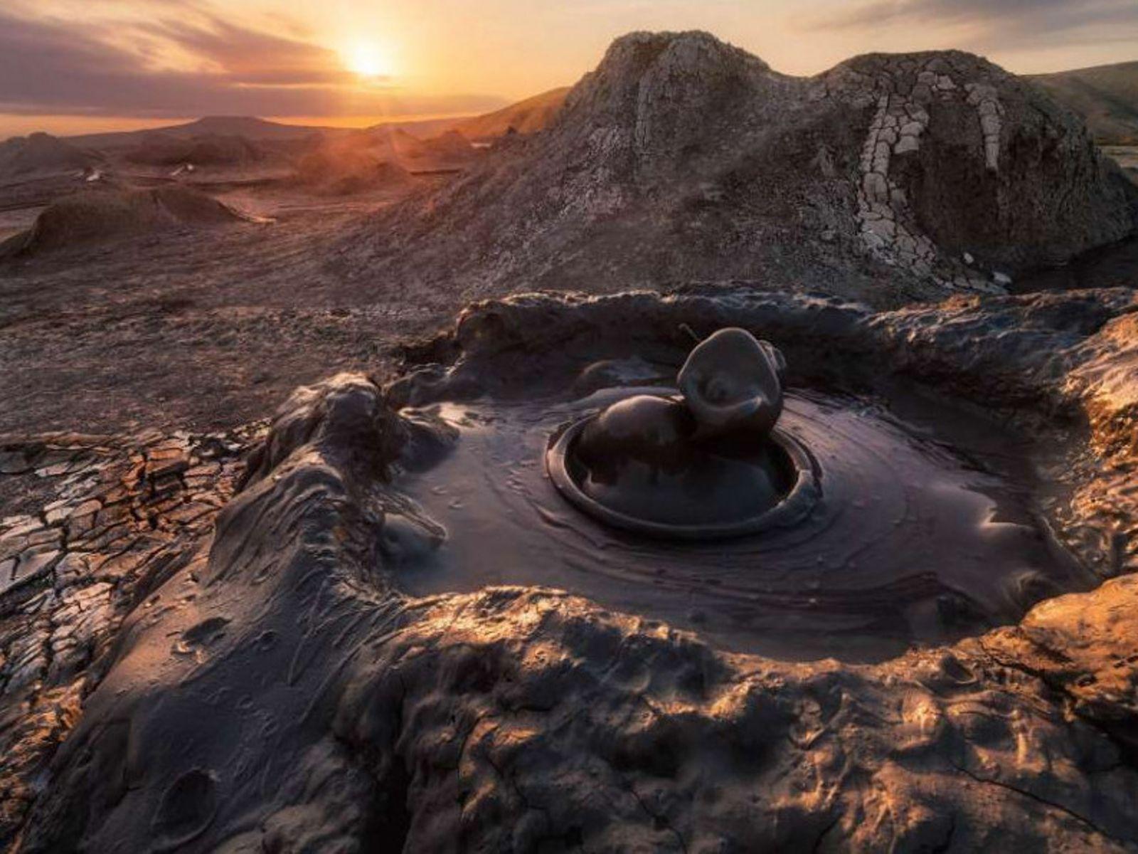 Gobustan Rock Art, Mud Volcanoes & Bibi-Heybat Mosque Tour