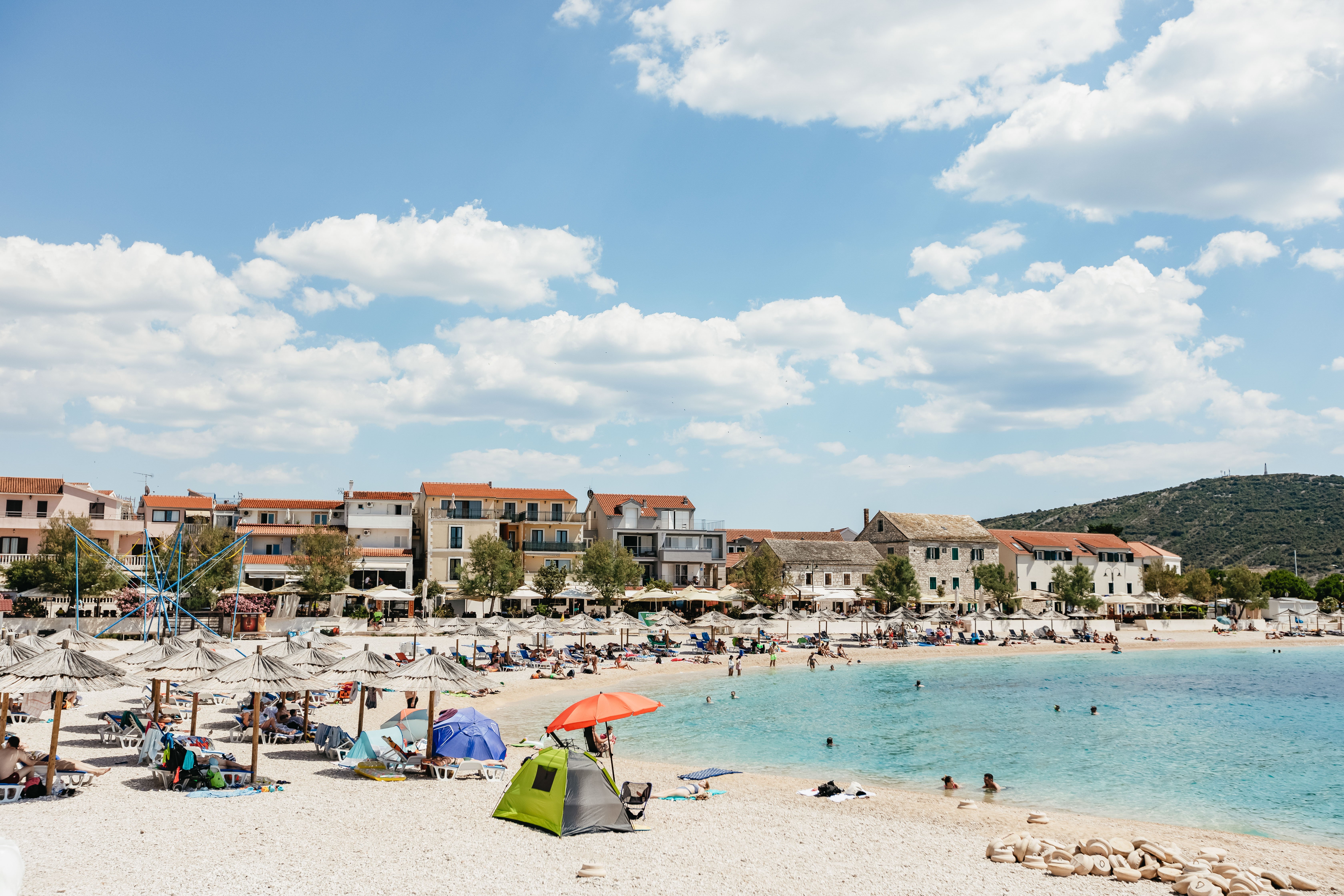 Split: Krka Waterfalls, Boat Cruise & Primosten Swim