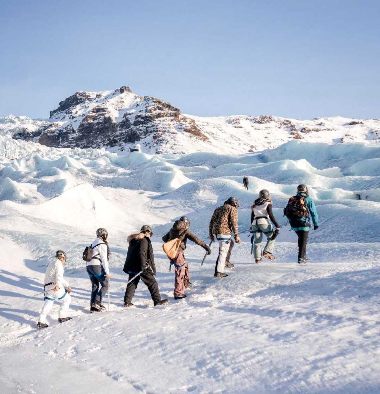 Skaftafell: Ice Cave Tour and Glacier Hike