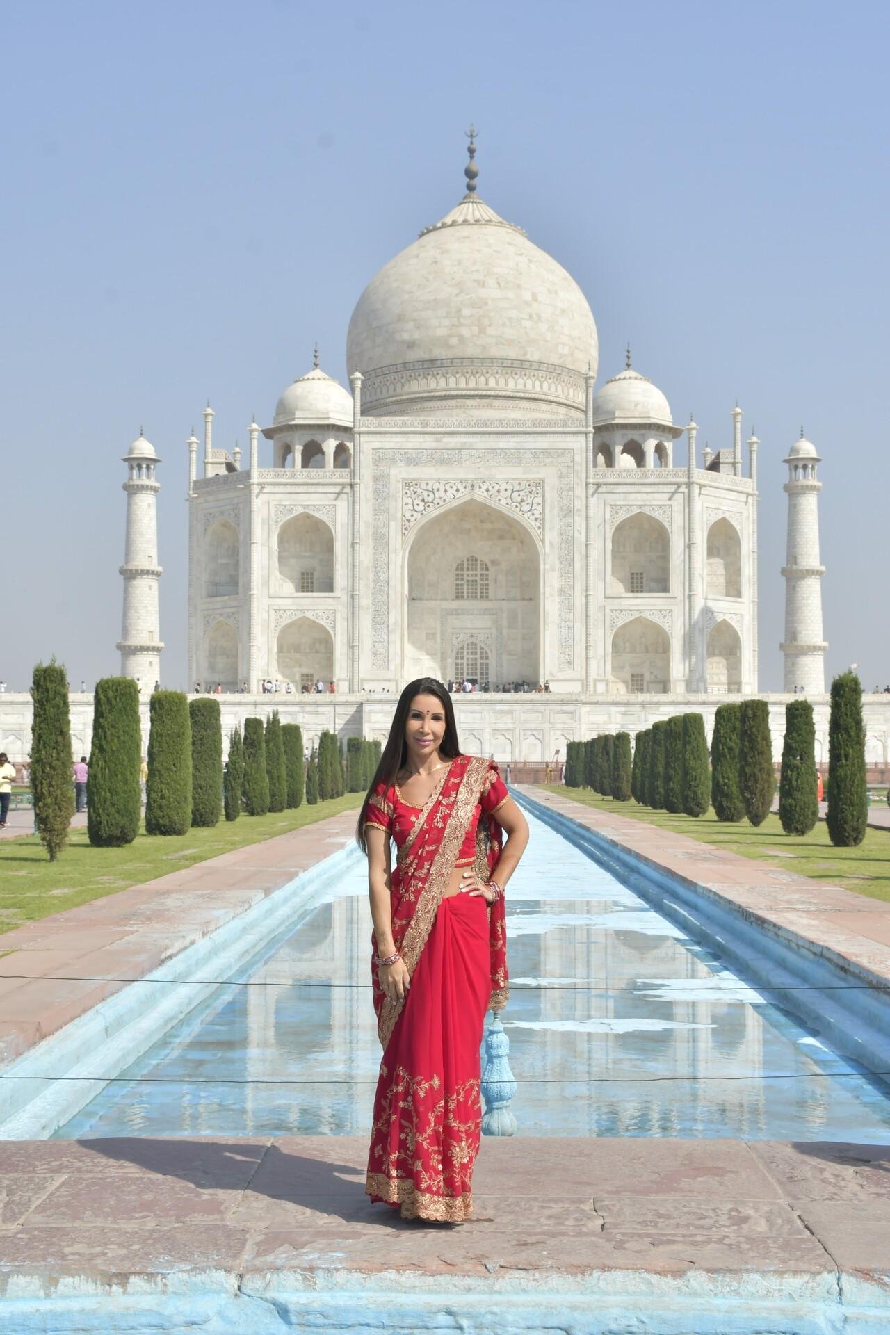 Delhi to Taj Mahal Sunrise Photography Tour with Licensed Guide