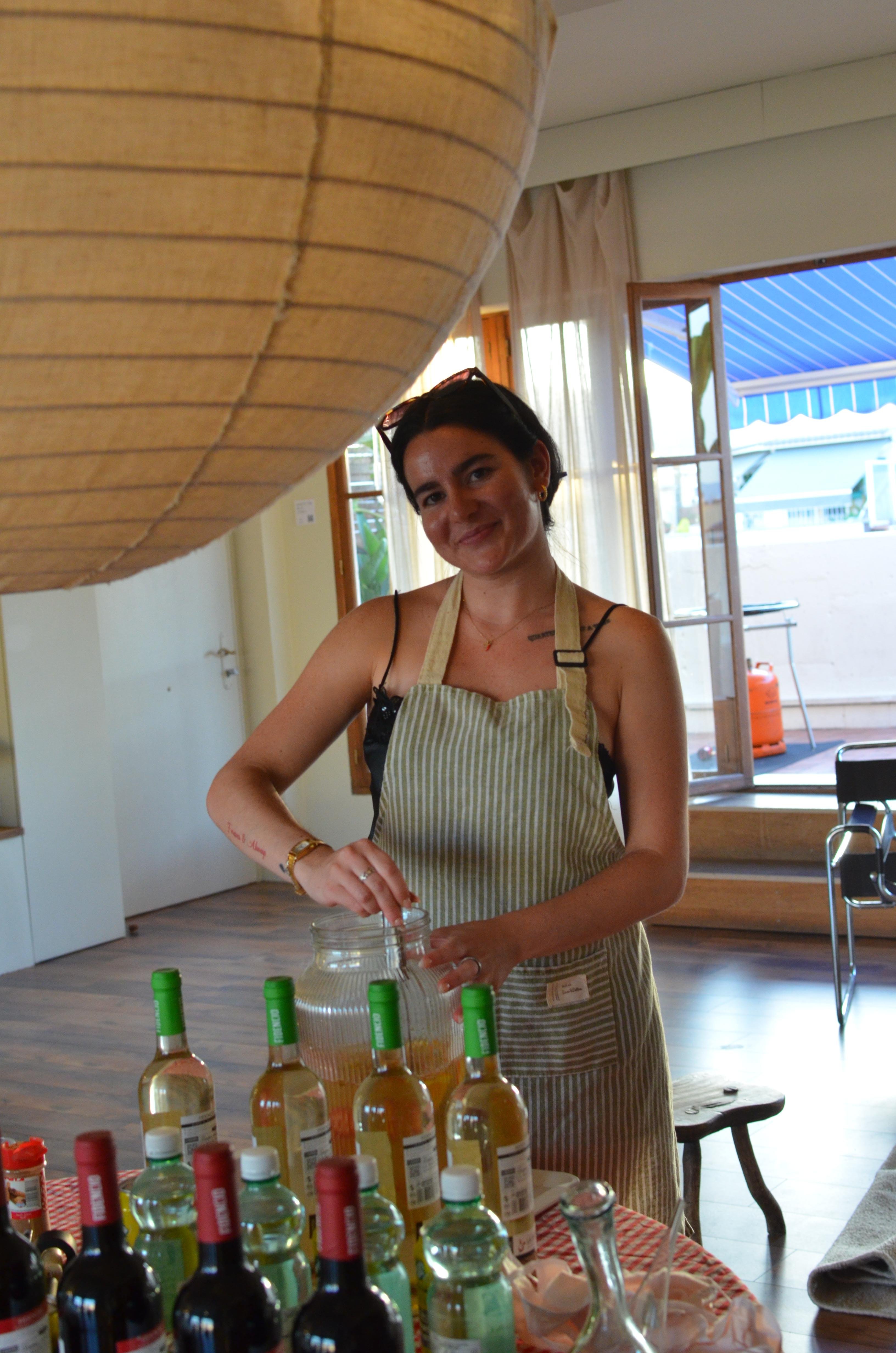 sangria making class in Barcelona — photo 27
