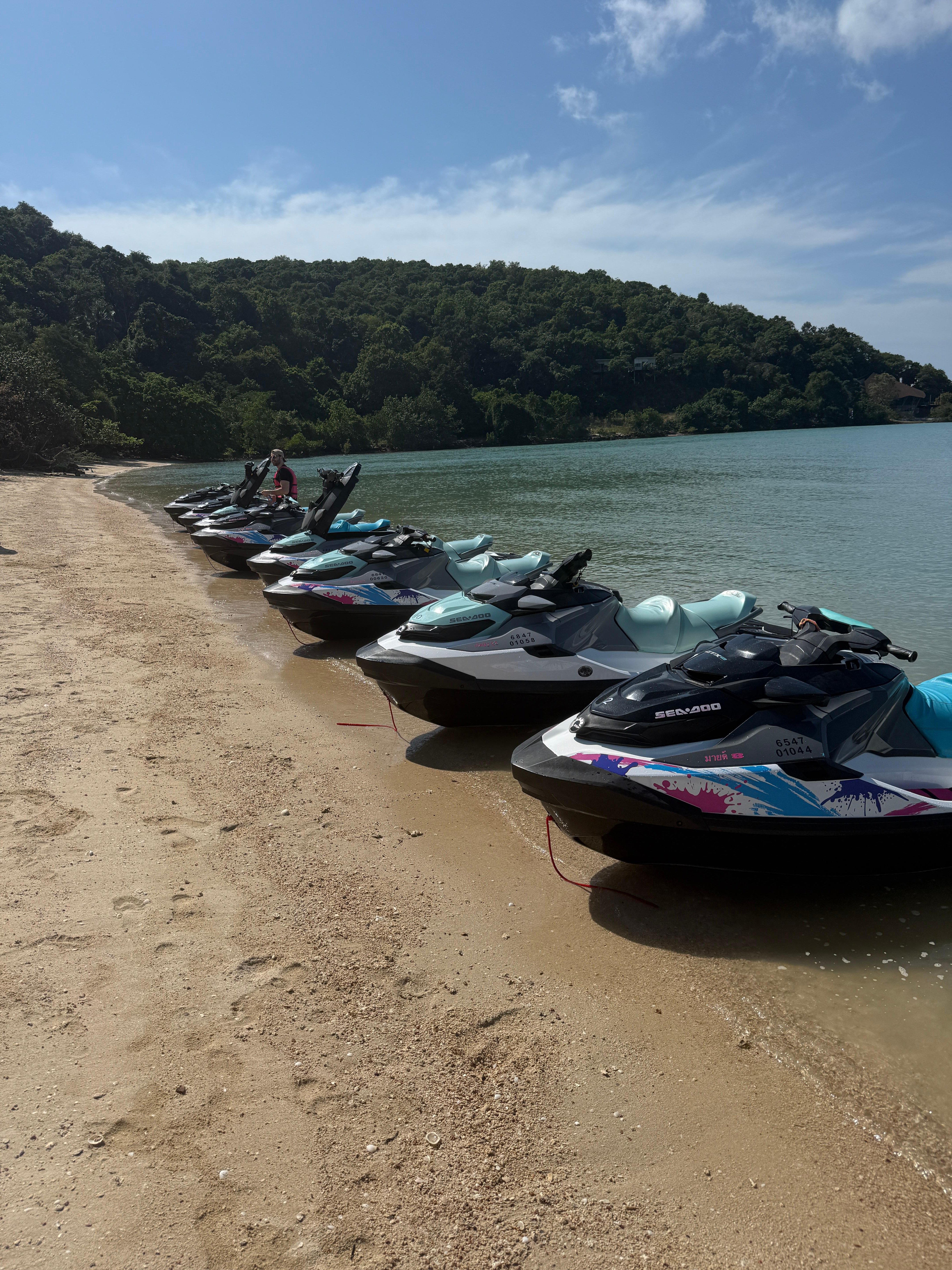 Koh Samui Jet Ski Safari: Pig Island & Snorkeling Adventure