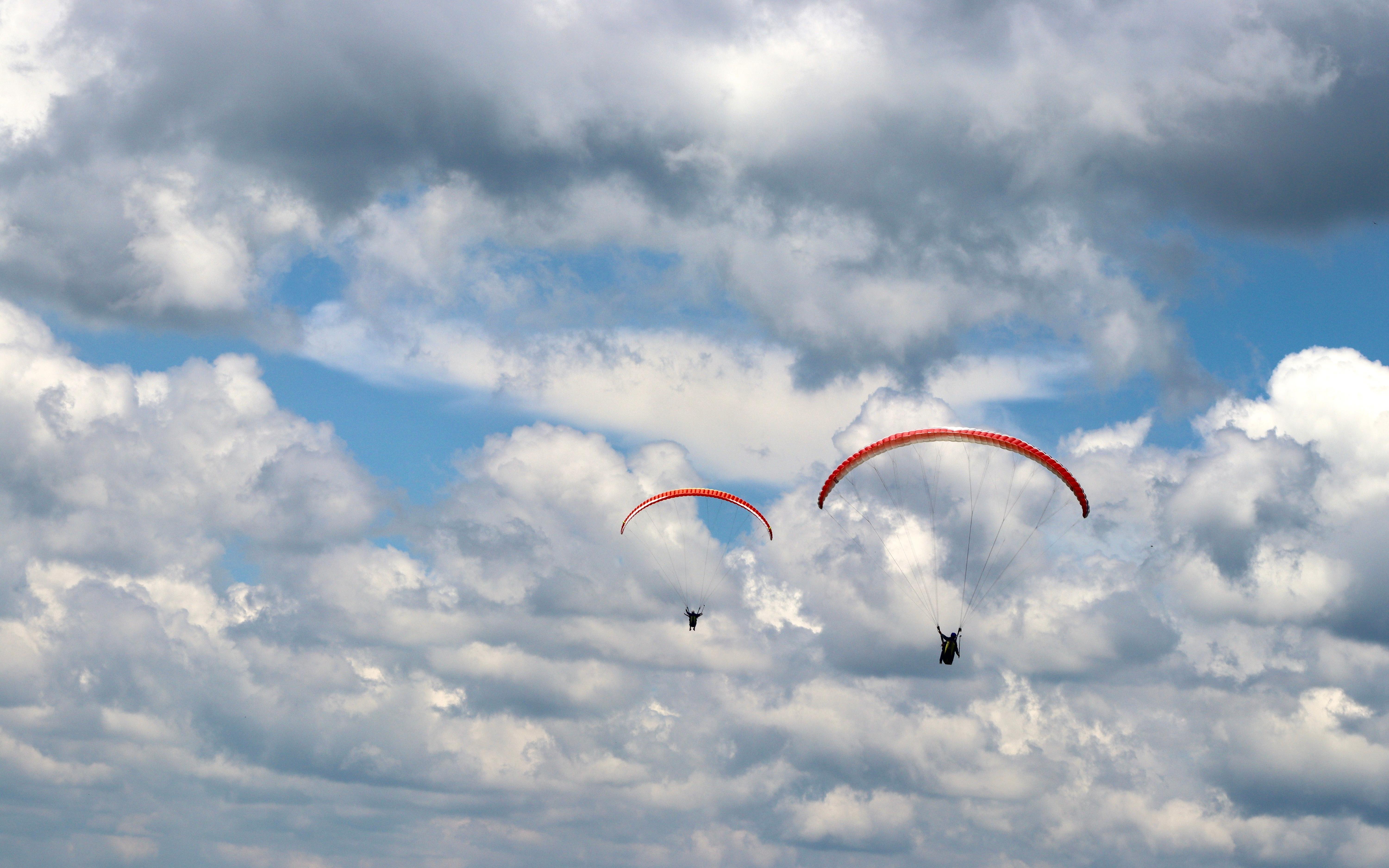 San Félix Paragliding Flight Over Medellín