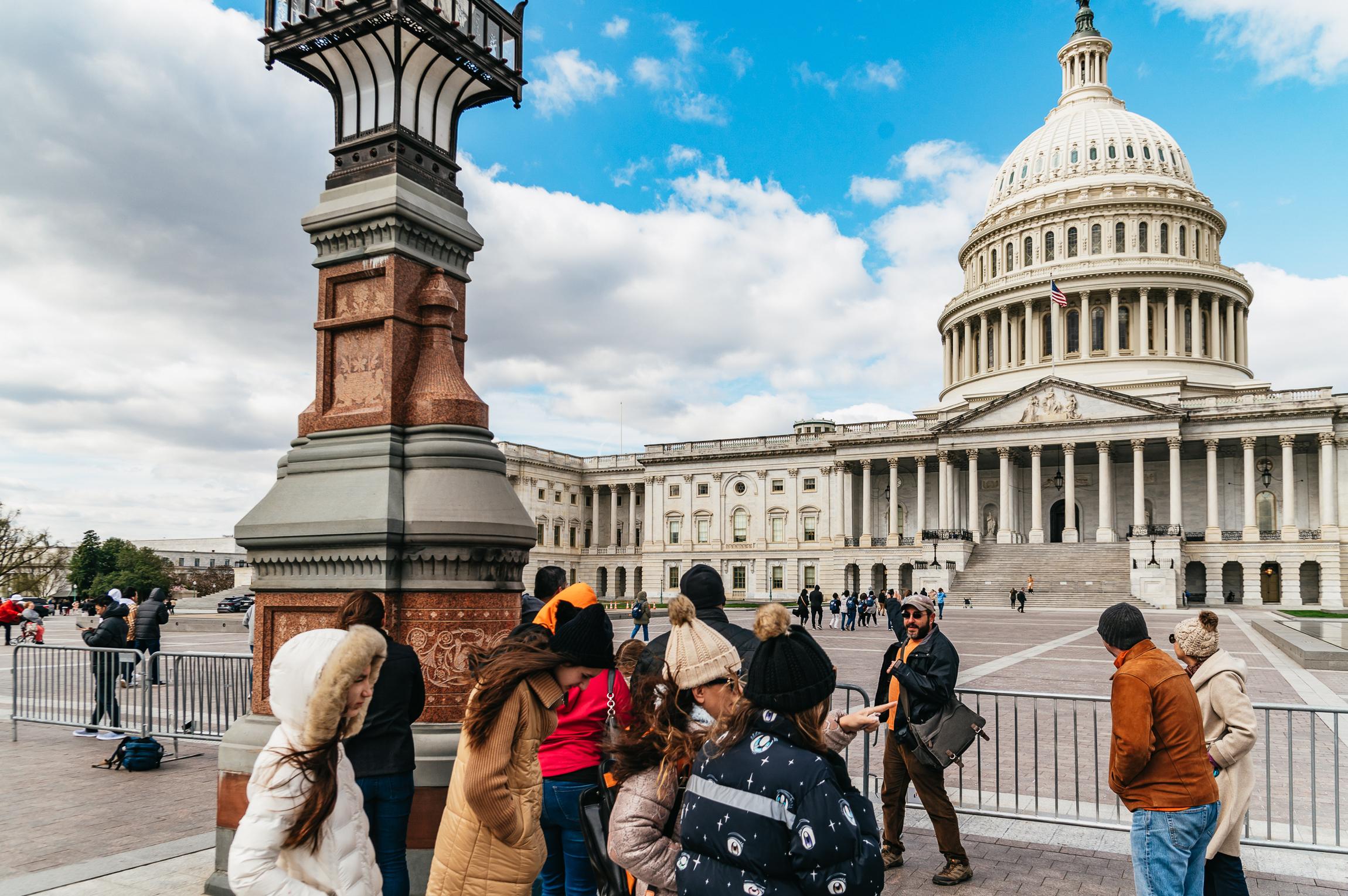Capitol Hill & Library of Congress Guided Tour with Entry Tickets