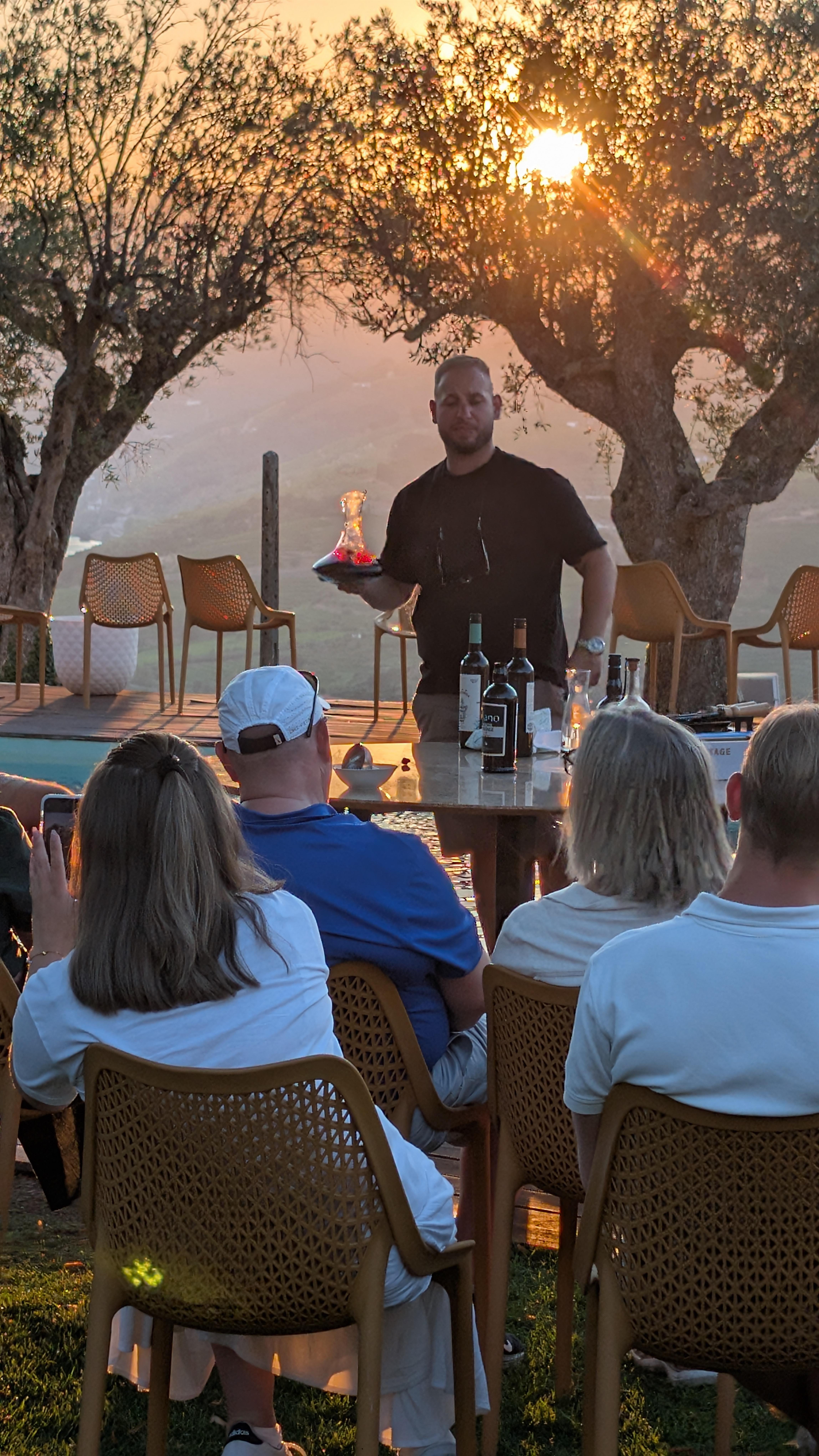 Porto: Douro Valley & Vinho Verde Day Tour with Tastings, Lunch & Boat Cruise