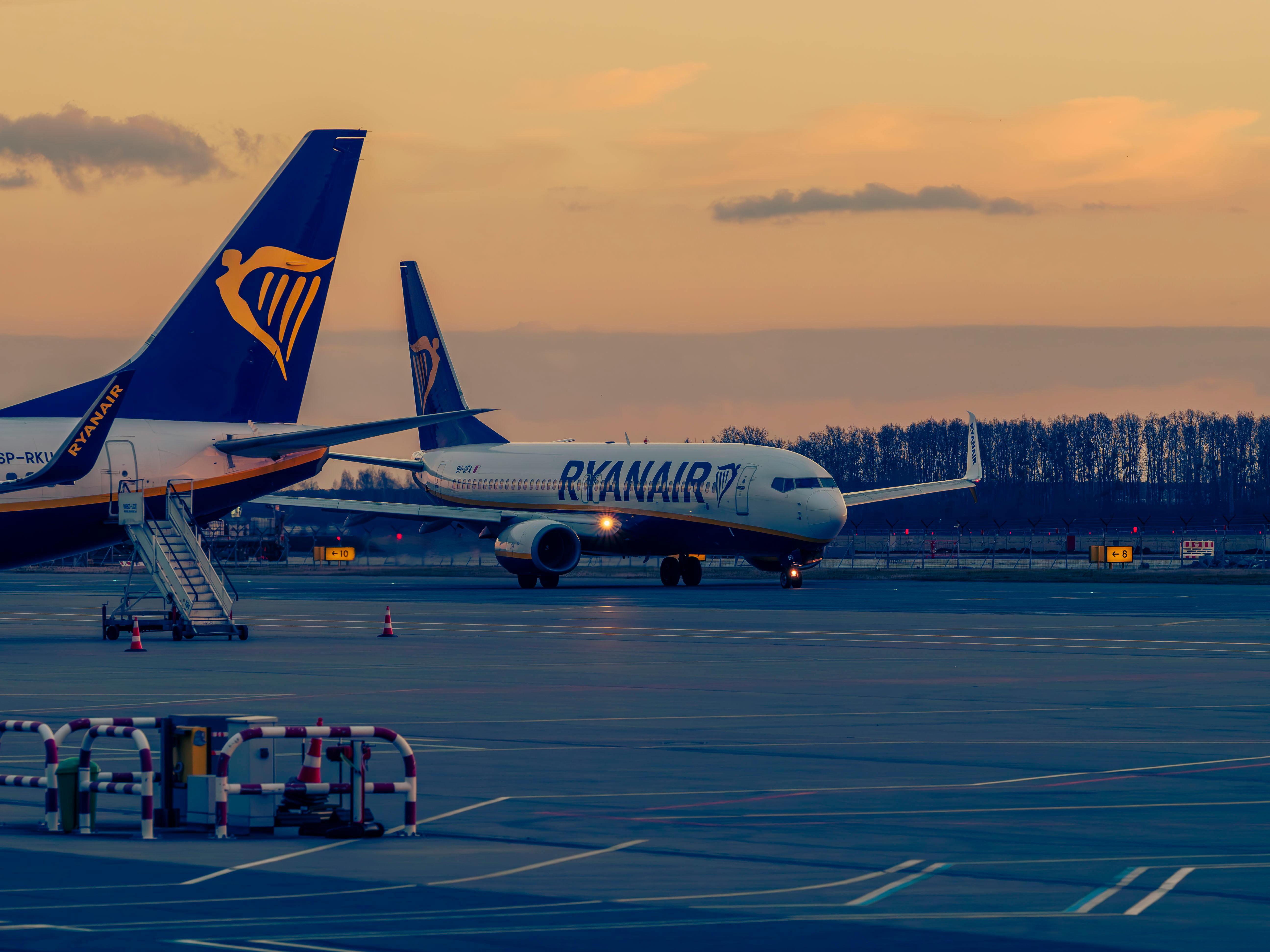 Shared Shuttle: Naples Airport to Sorrento
