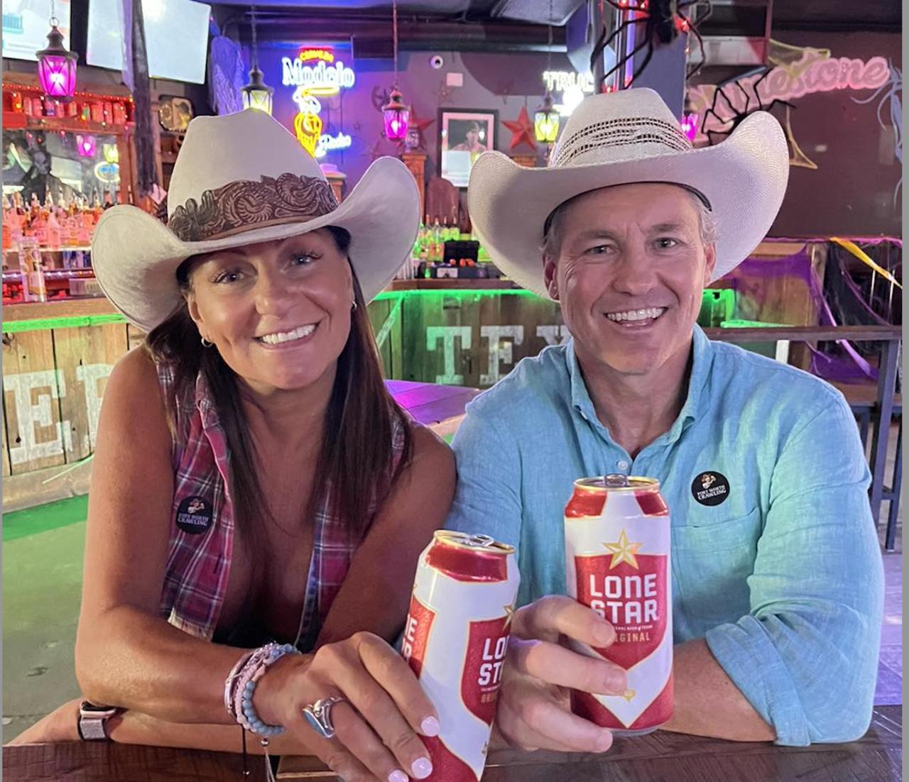 Fort Worth: Stockyards History Tour Pub Crawl - 2026 (Verified Reviews)