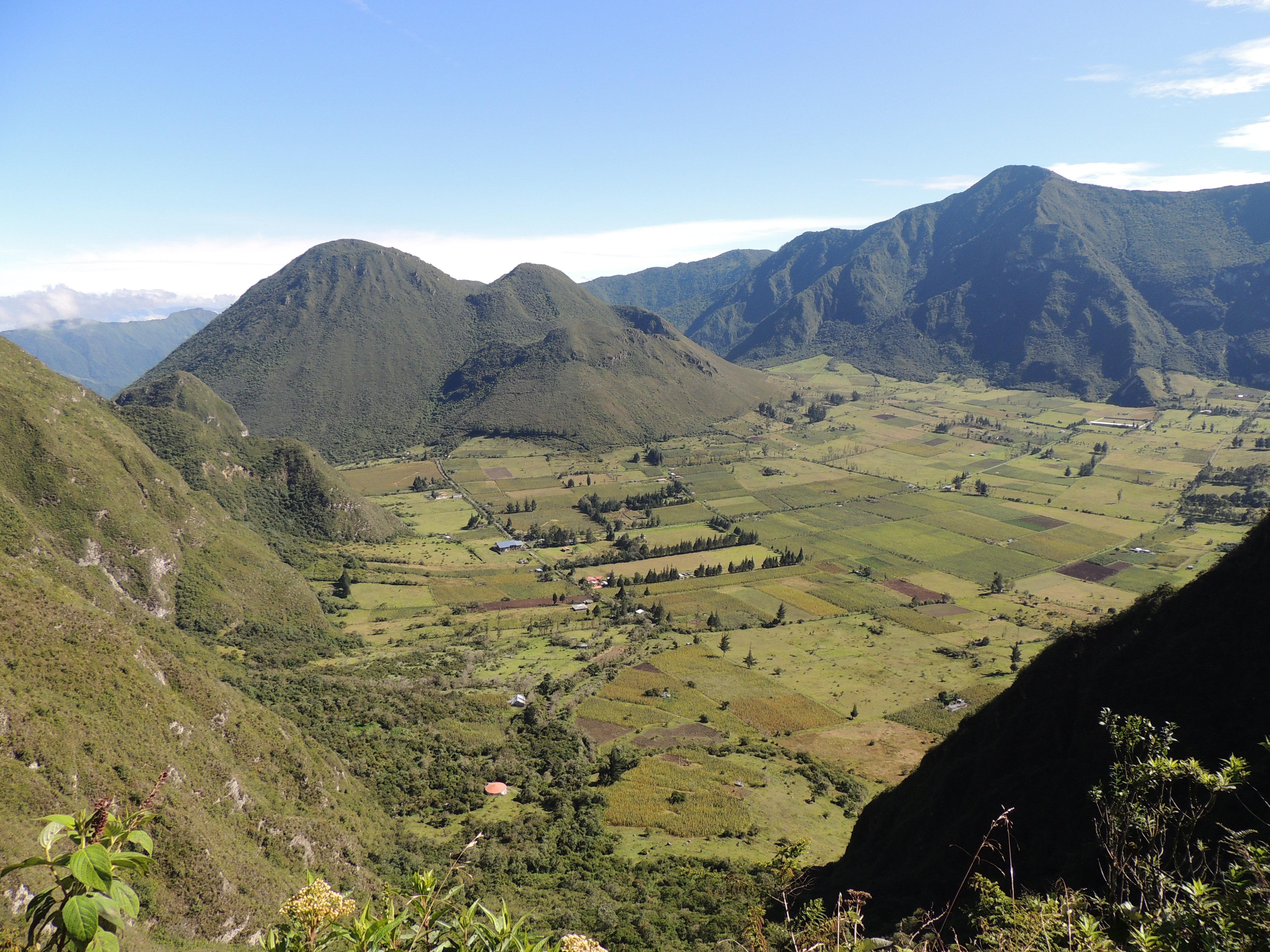Private Quito City Highlights & Intiñan Equator Tour
