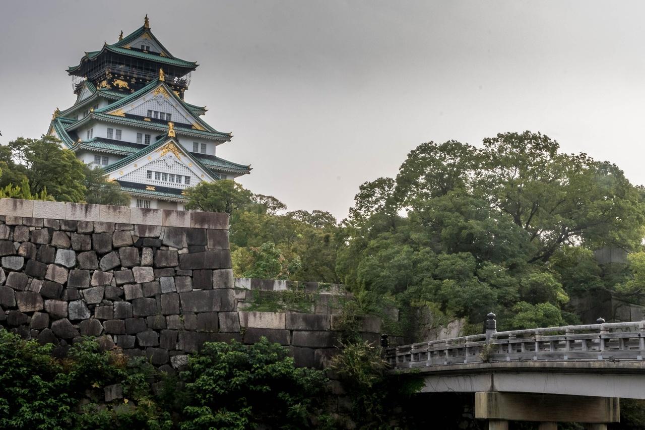 Osaka Castle Grounds: Haunted History & Legends Tour
