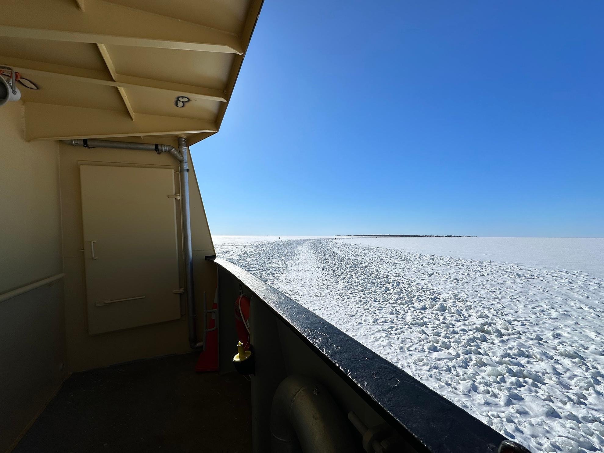 Icebreaker Arktis Cruise with Ice Floating from Rovaniemi