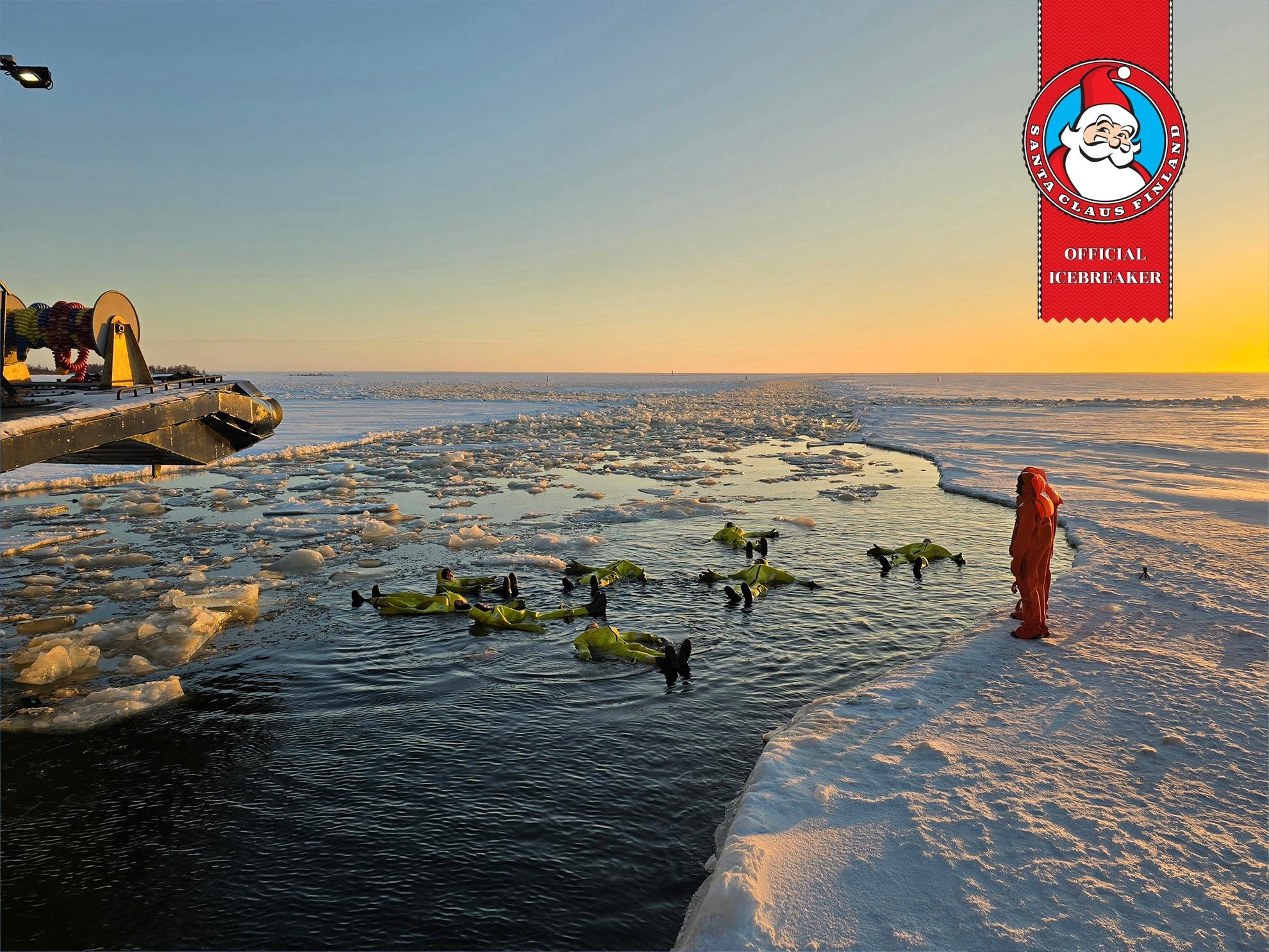 Icebreaker Sampo Arctic Cruise with Ice Floating from Rovaniemi