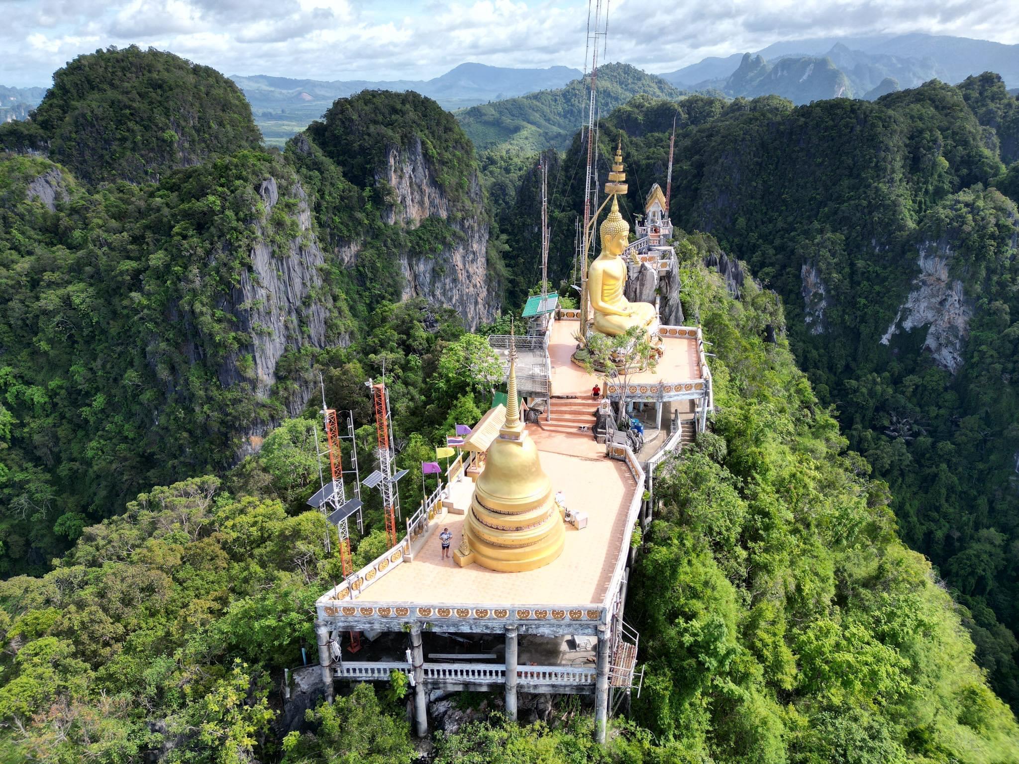 Krabi Jungle Day Tour: Hot Springs, Emerald Pool & Tiger Cave Temple