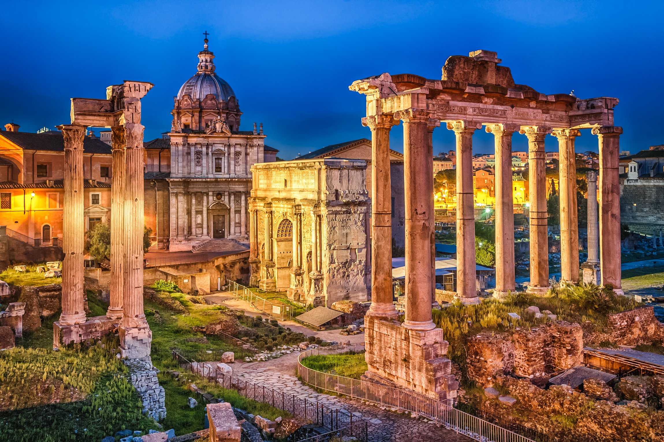 Evening Colosseum & Ancient Rome Guided Walk