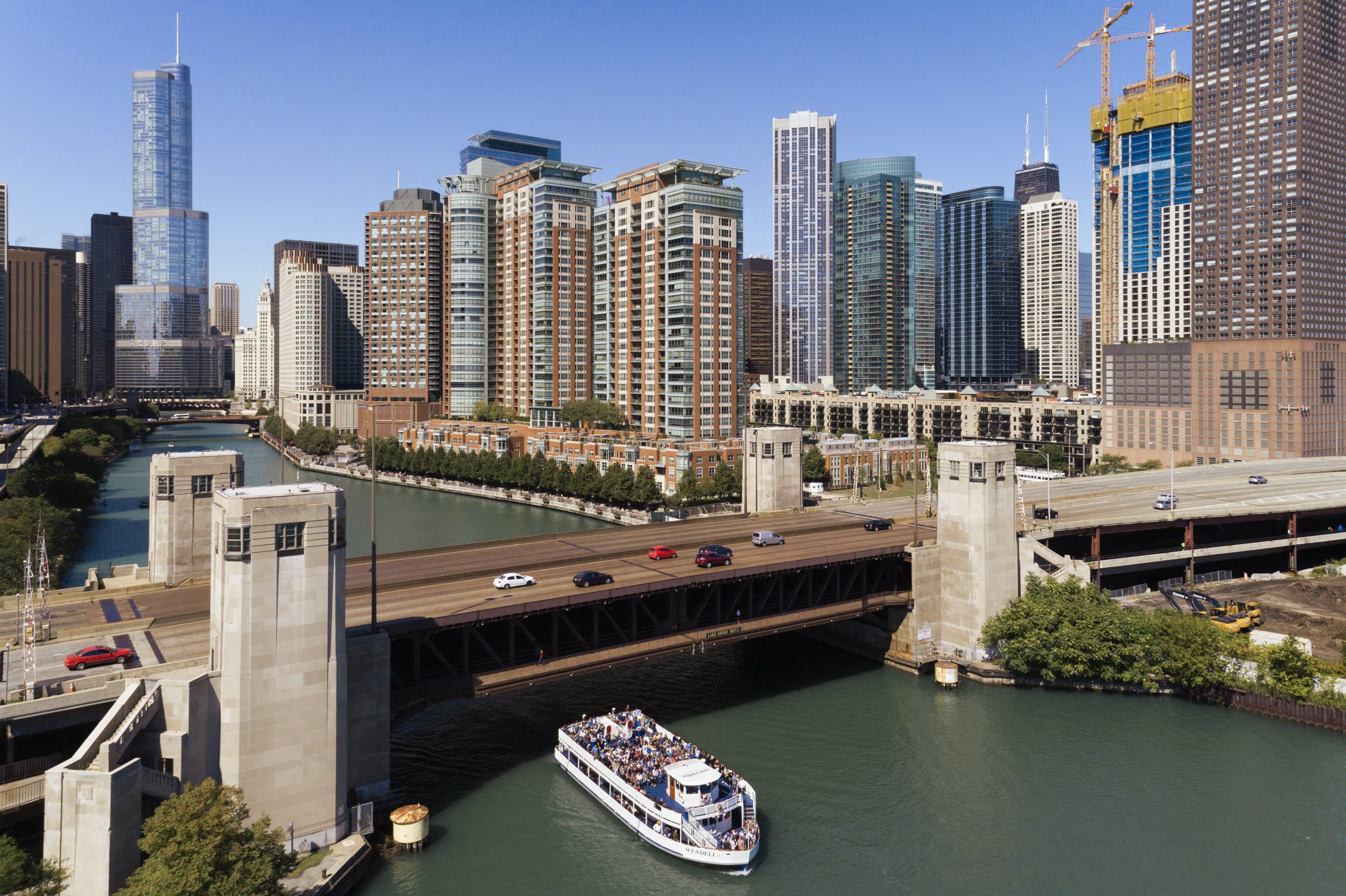 Chicago architecture cruise — Chicago River and skyline — image 26